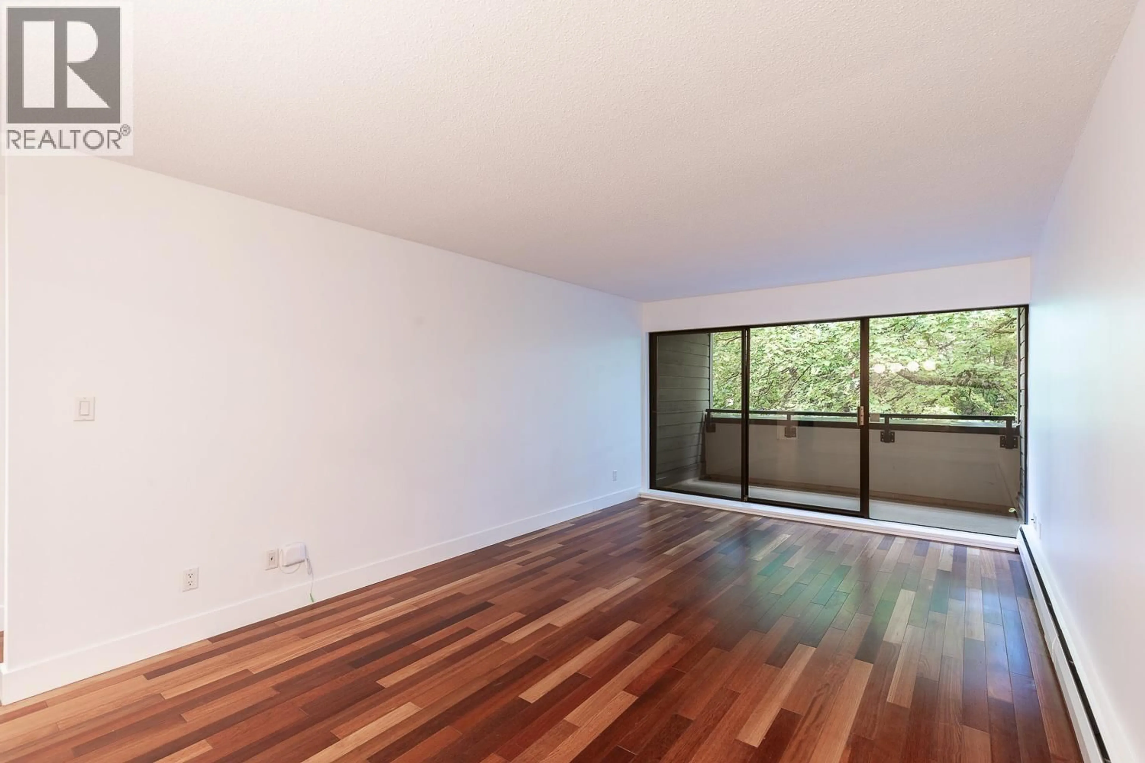 A pic of a room for 309 - 1710 13TH AVENUE, Vancouver British Columbia V6J2H1