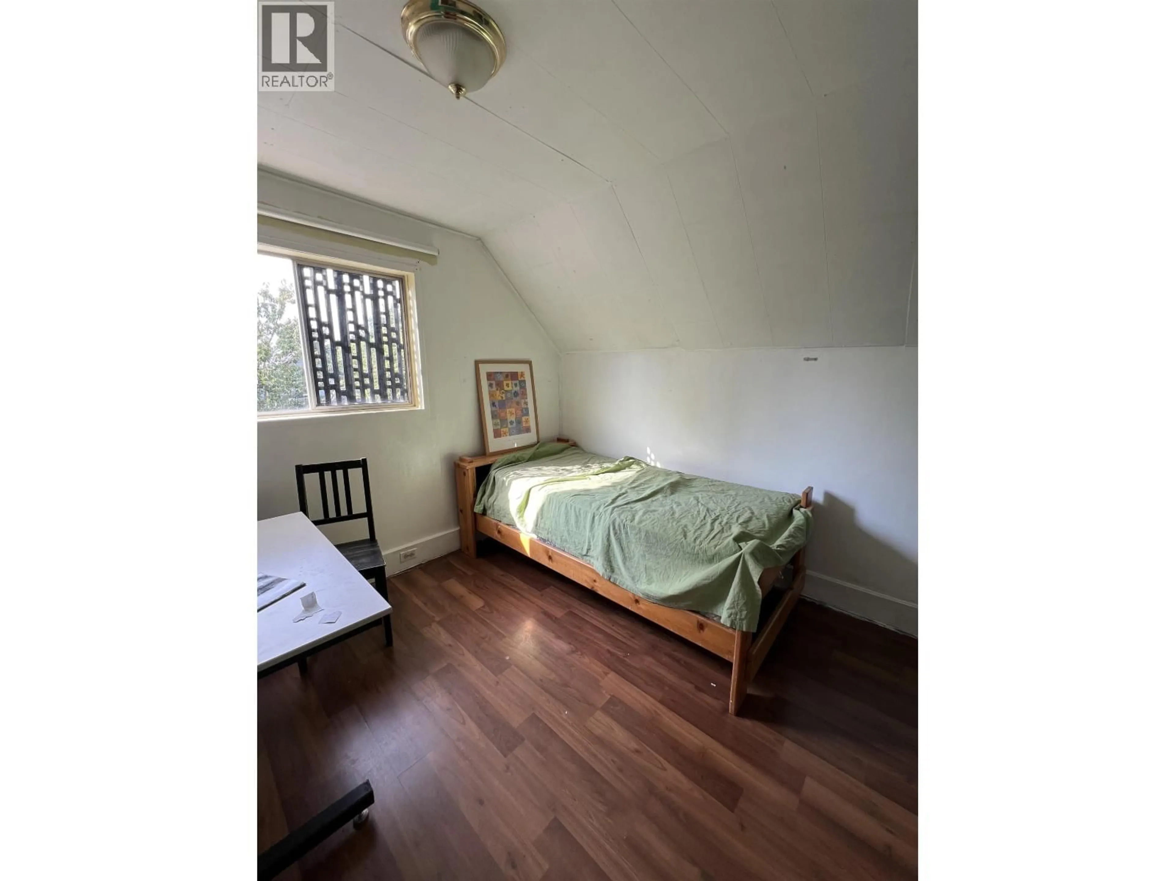 A pic of a room for 4711 GOTHARD STREET, Vancouver British Columbia V5R3L1