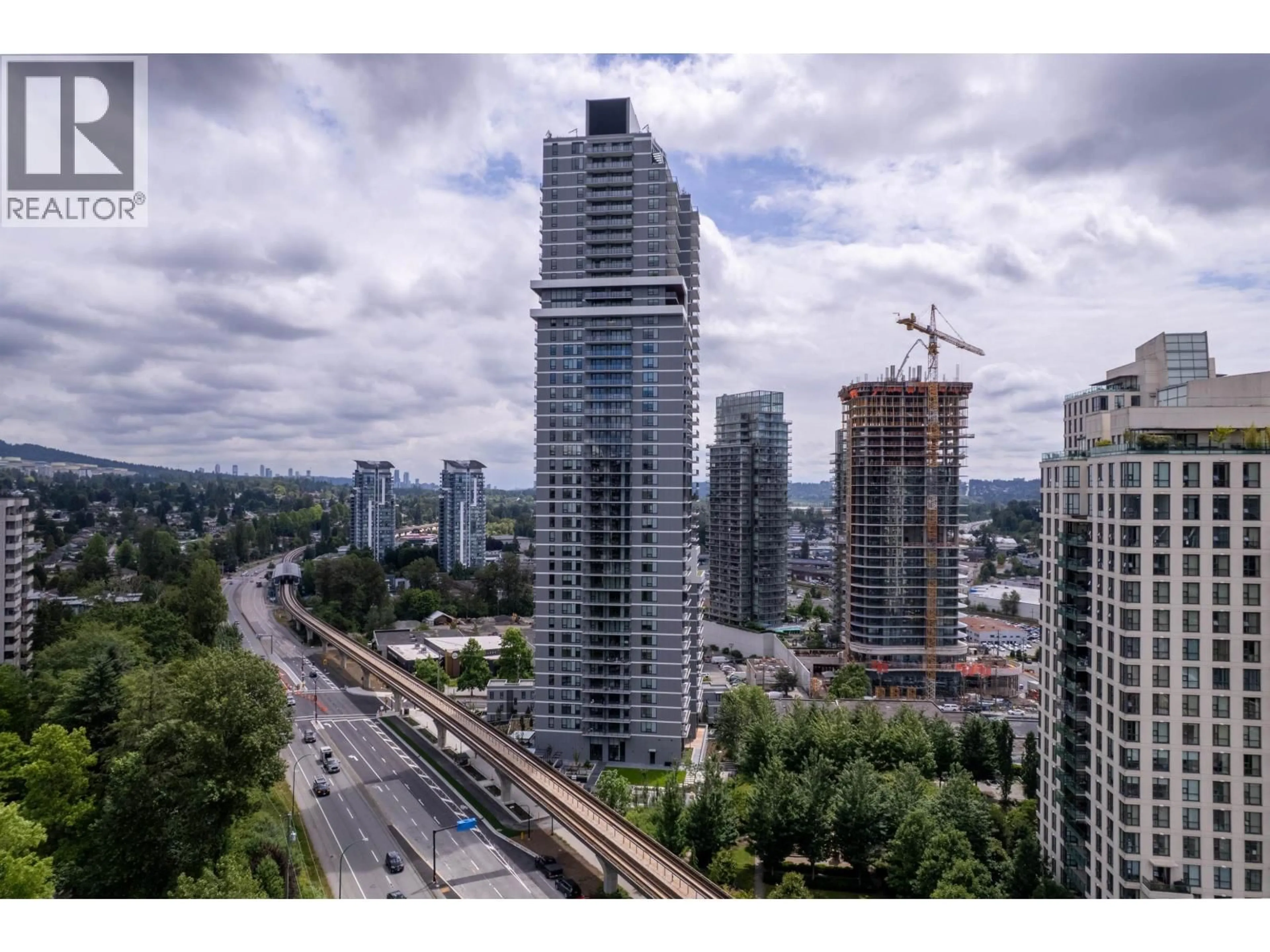 A pic from outside/outdoor area/front of a property/back of a property/a pic from drone, city buildings view from balcony for 706 - 2135 SPRINGER AVENUE, Burnaby British Columbia V5B0C1