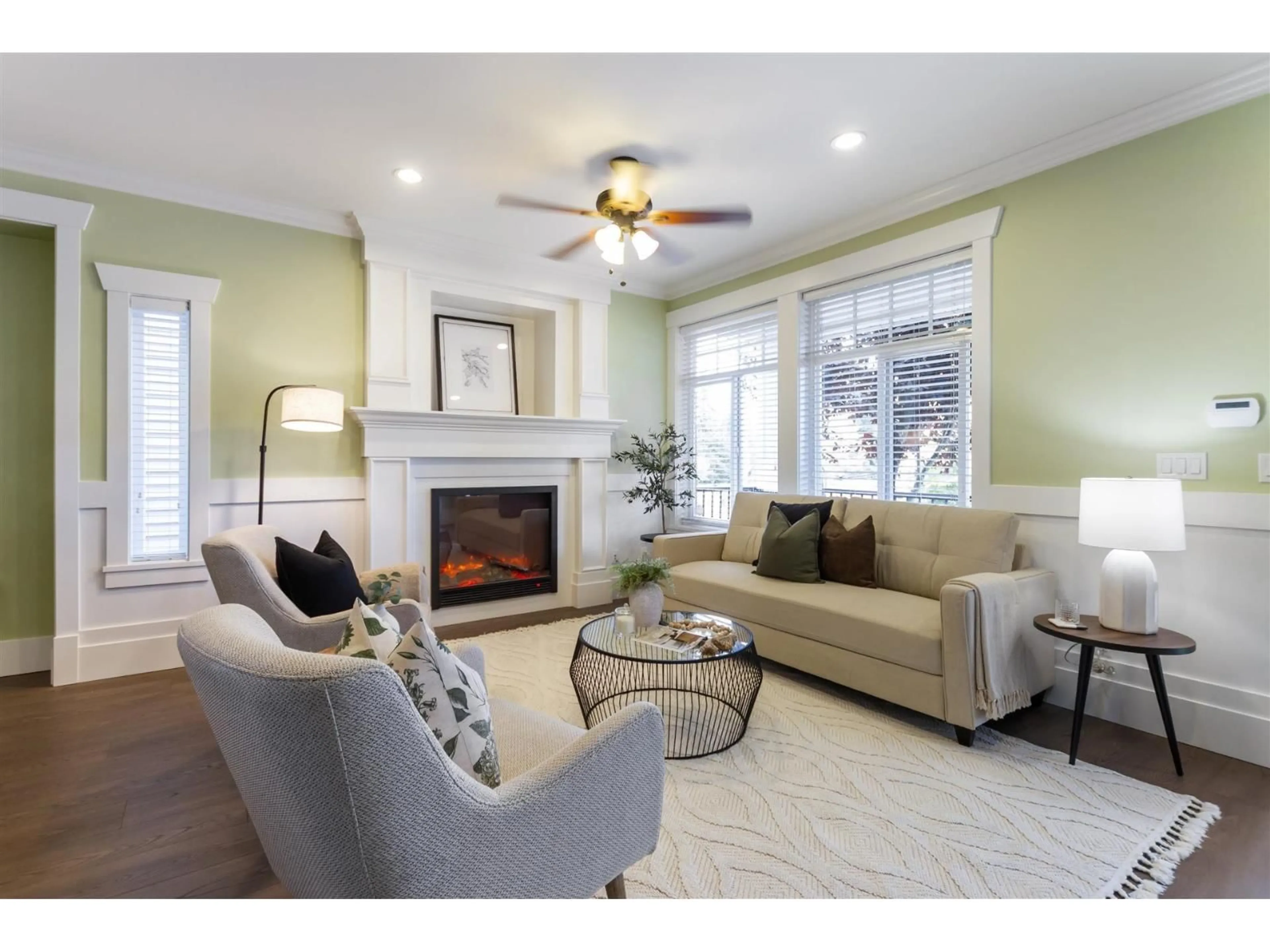 Living room with furniture, unknown for 5856 131ST STREET, Surrey British Columbia V3X0E4