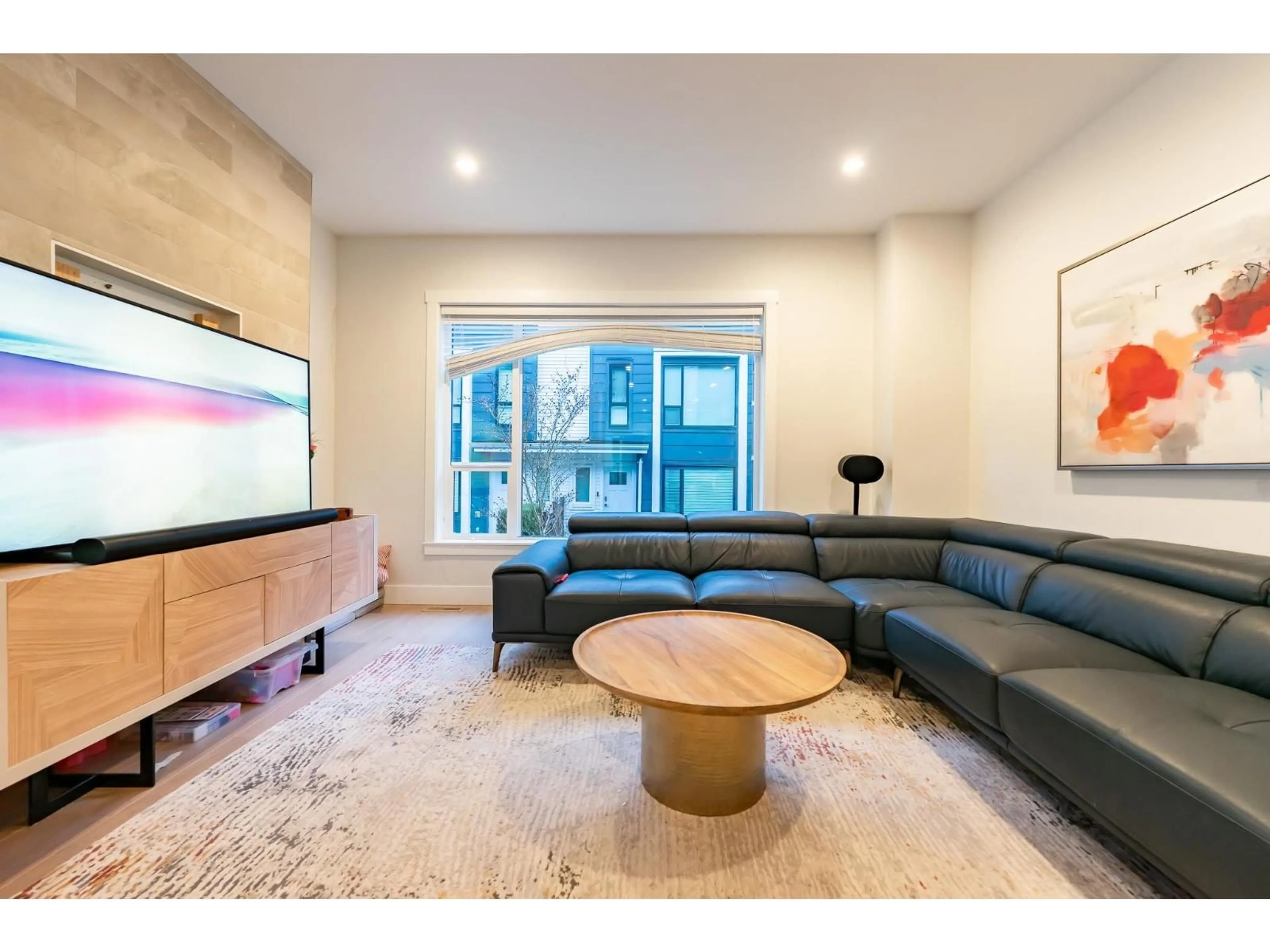 Home theater for 180 - 2277 OAK MEADOWS DRIVE, Surrey British Columbia V3Z0W6
