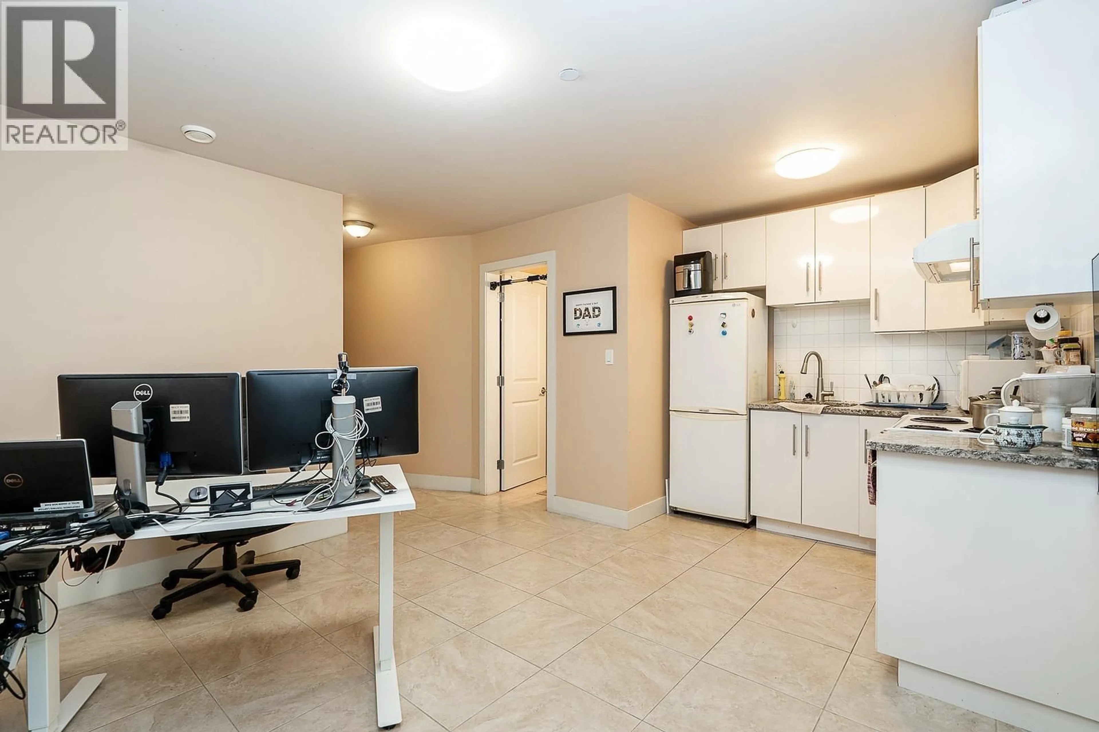 Unknown for 3032 16TH AVENUE, Vancouver British Columbia V5M2M5