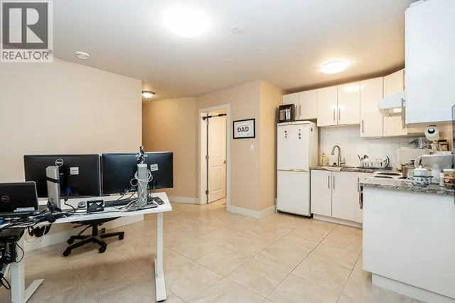 3032 16TH AVENUE, Vancouver 4