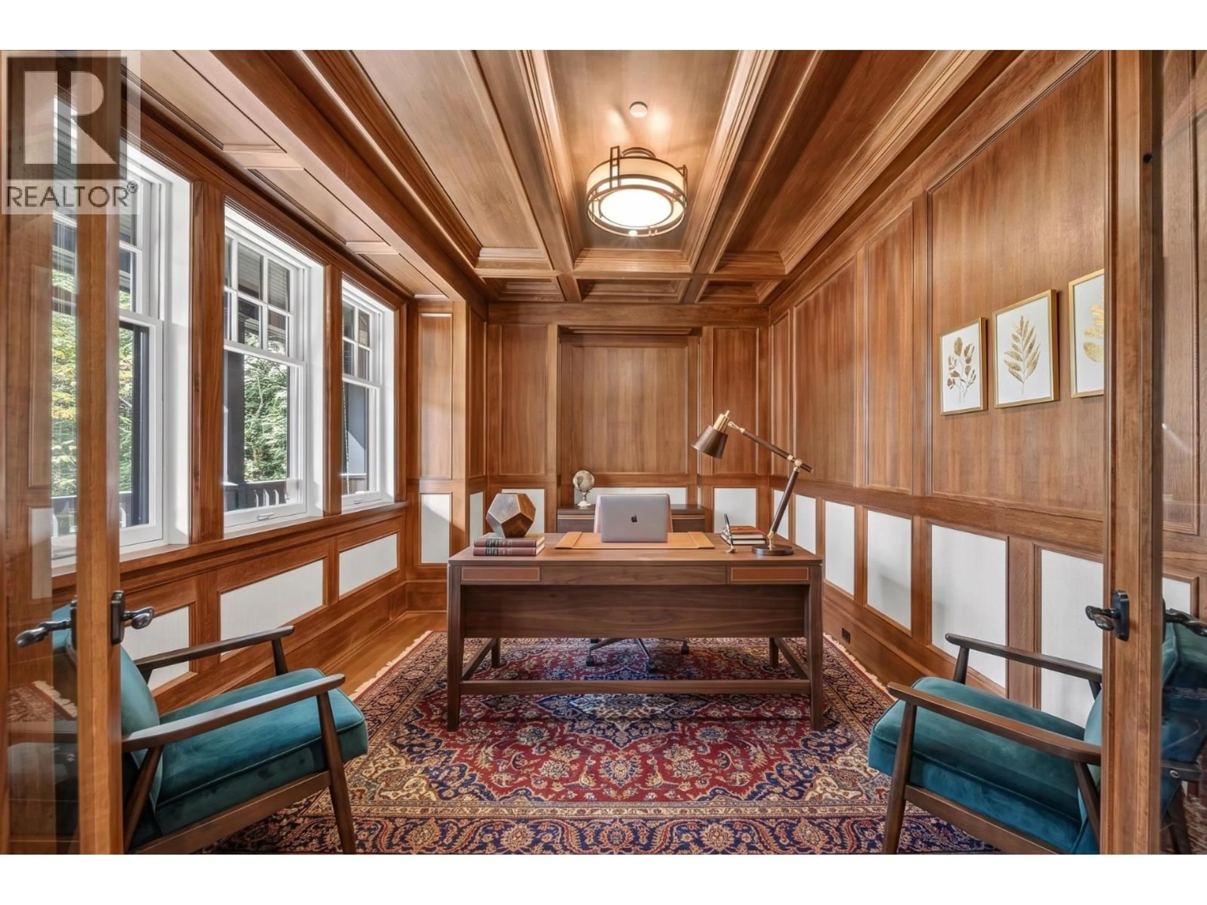 Indoor foyer for 2937 45TH AVENUE, Vancouver British Columbia V6N3L6