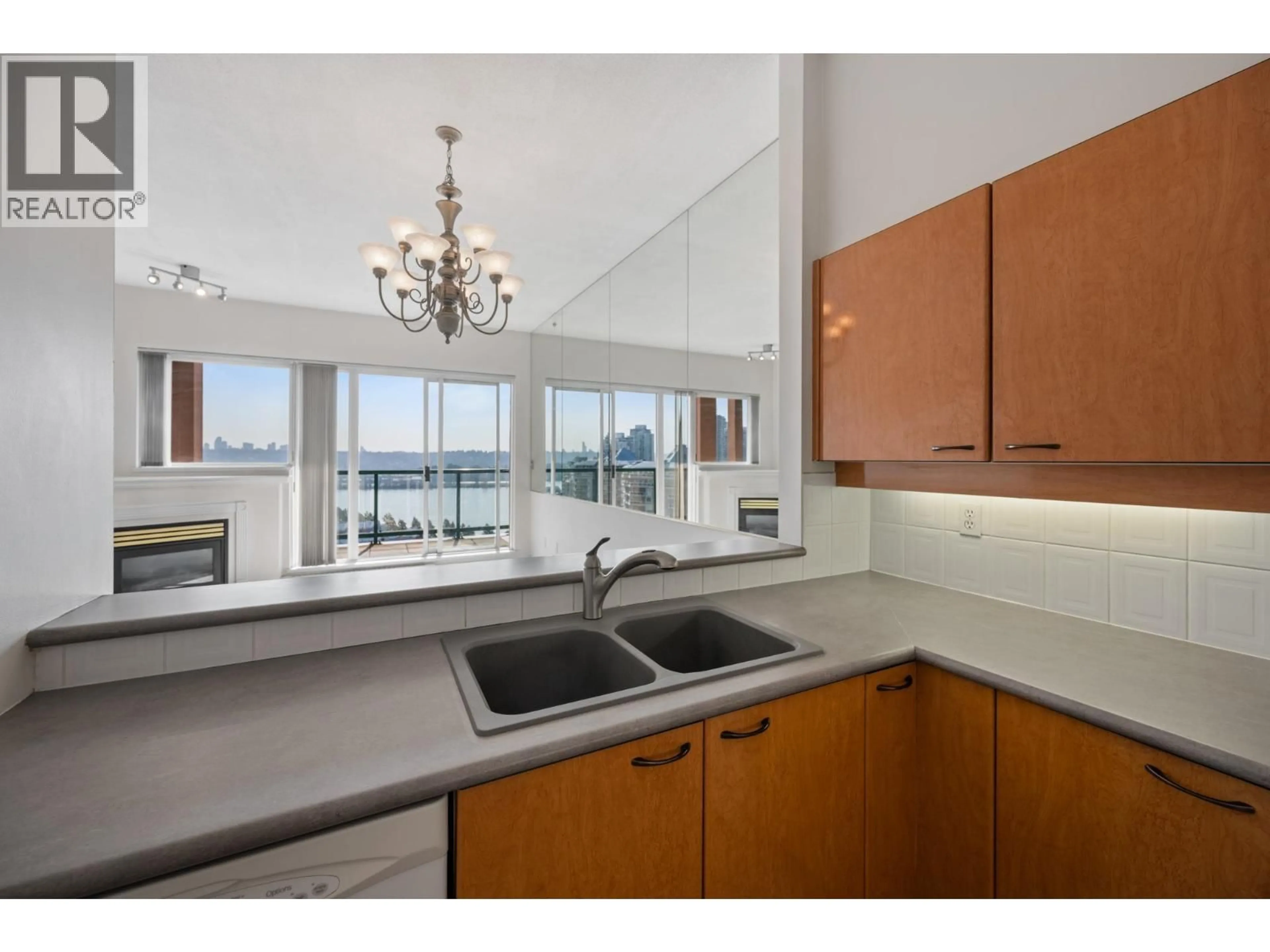 Unknown for 2102 - 10 LAGUNA COURT, New Westminster British Columbia V3M6W3