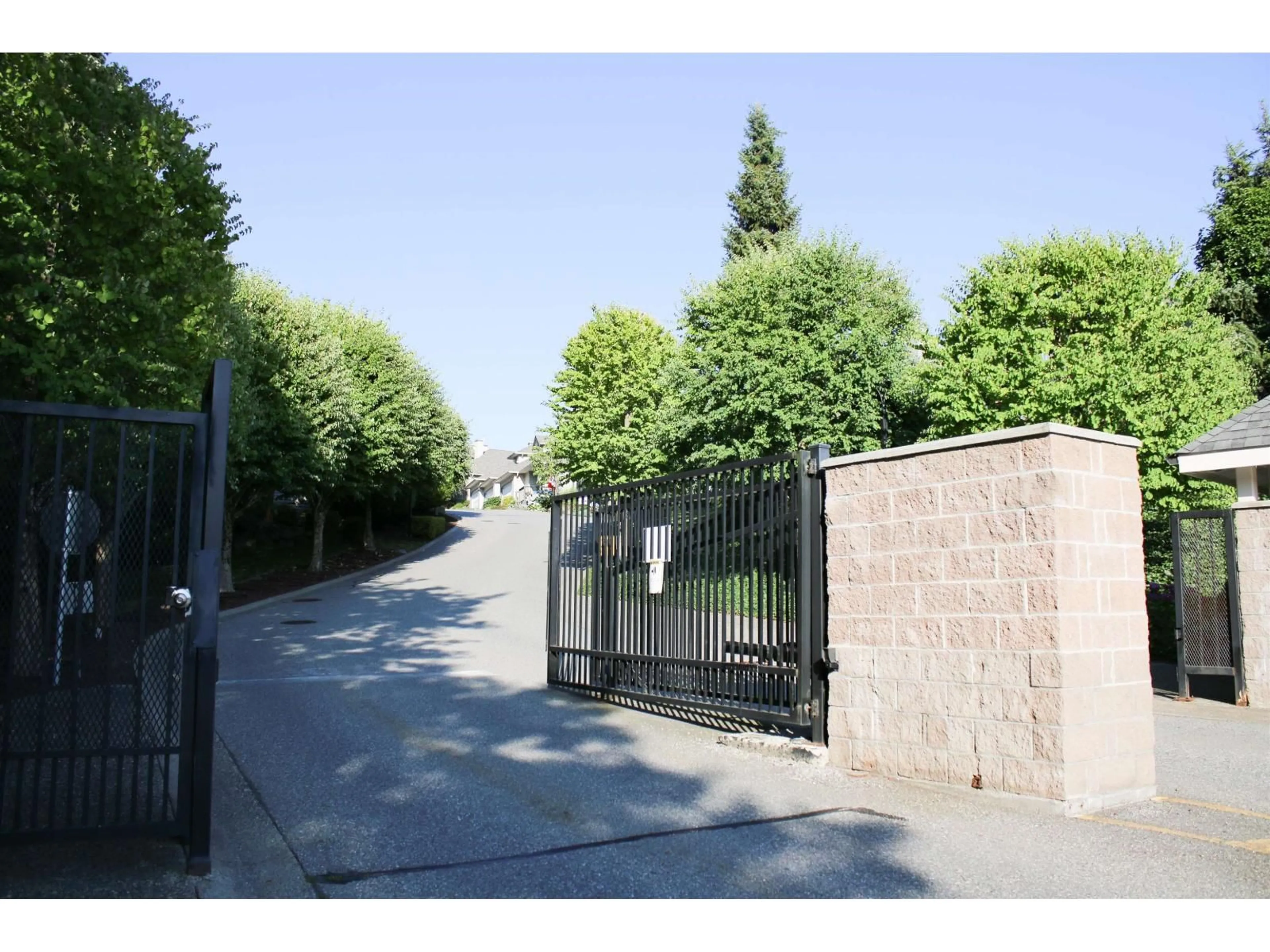 Unknown for 32 - 2088 WINFIELD DRIVE, Abbotsford British Columbia V3G3C3