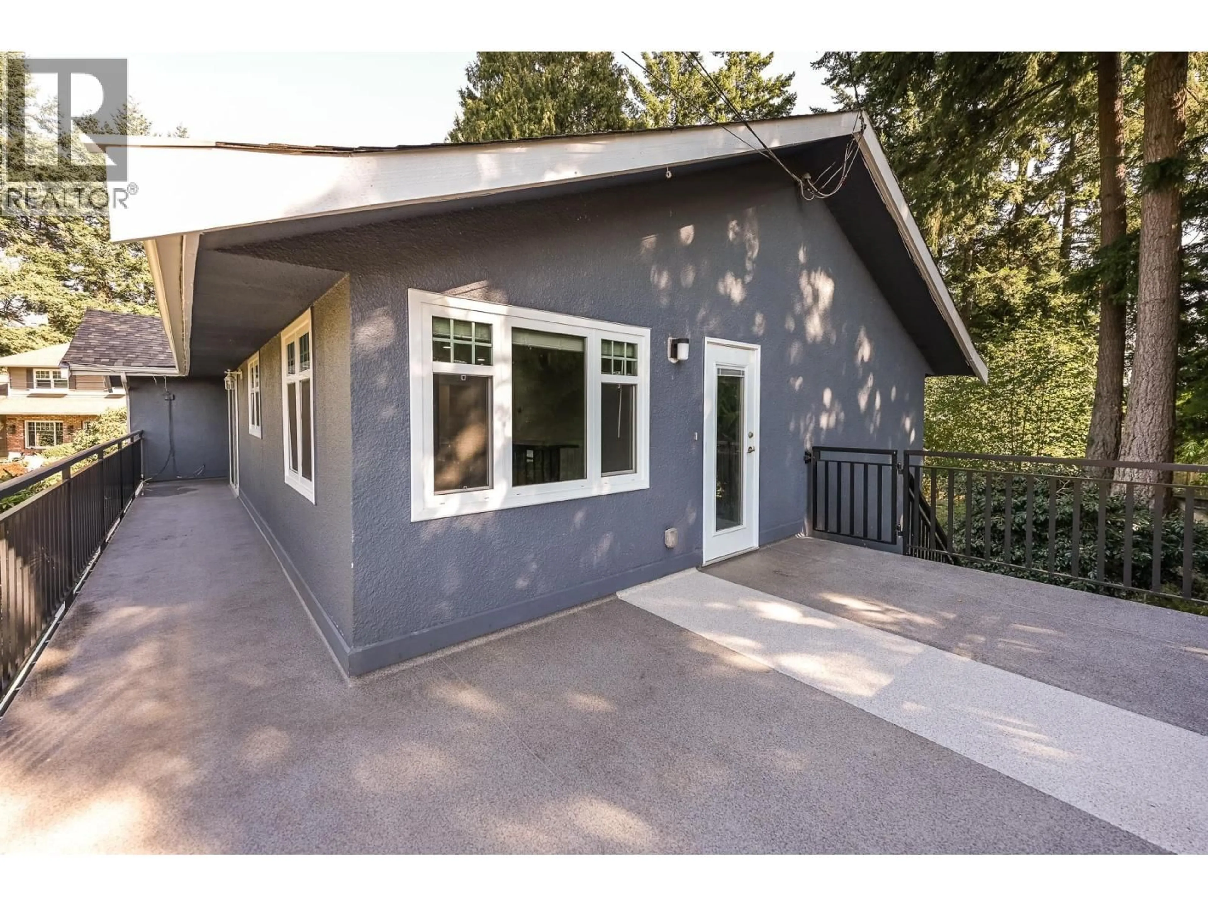 Home with vinyl exterior material, street for 1020 PACIFIC PLACE, Delta British Columbia V4M2K7