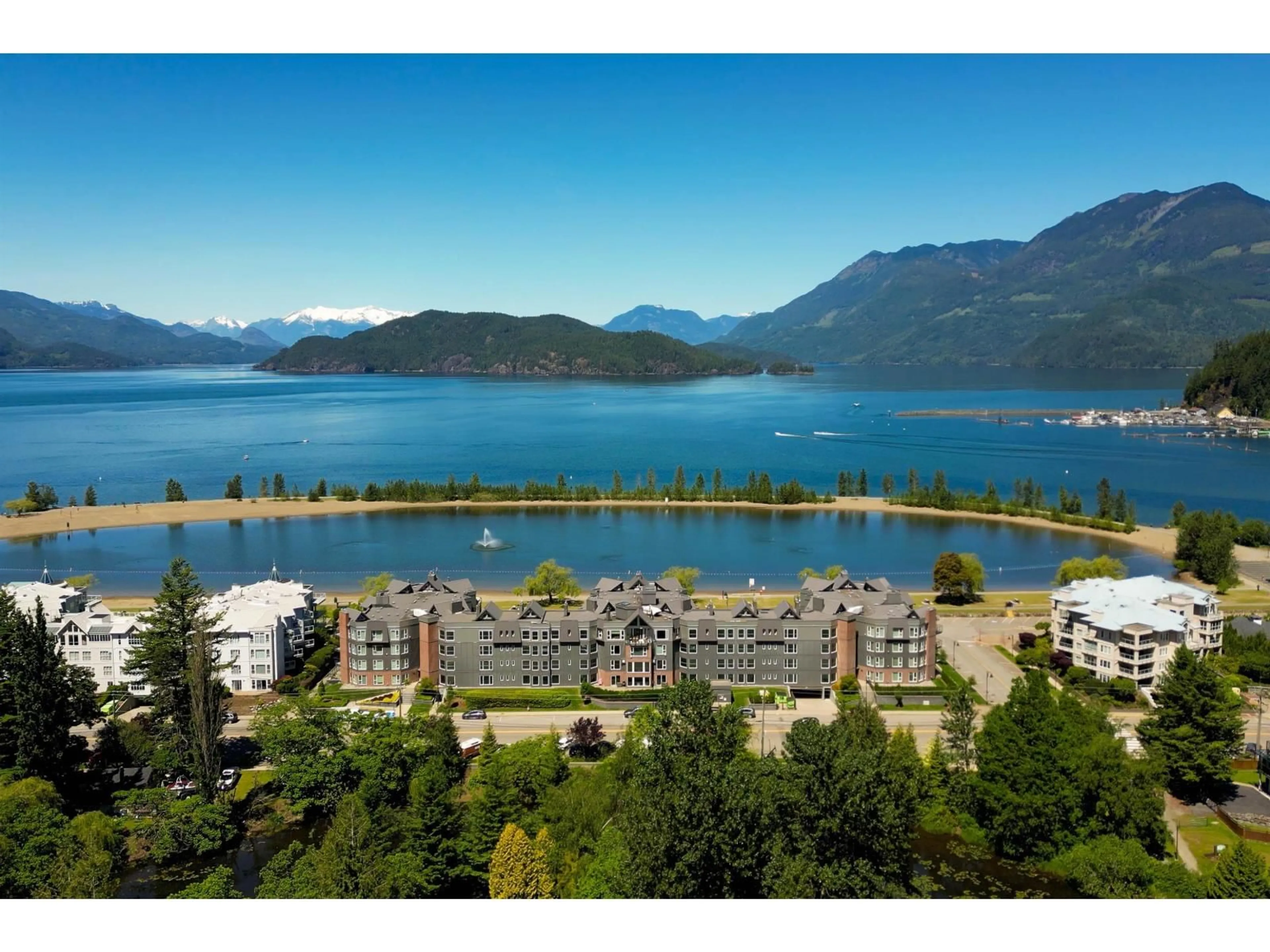 A pic from outside/outdoor area/front of a property/back of a property/a pic from drone, water/lake/river/ocean view for 315 - 378 ESPLANADE AVENUE, Harrison Hot Springs British Columbia V0M1K0
