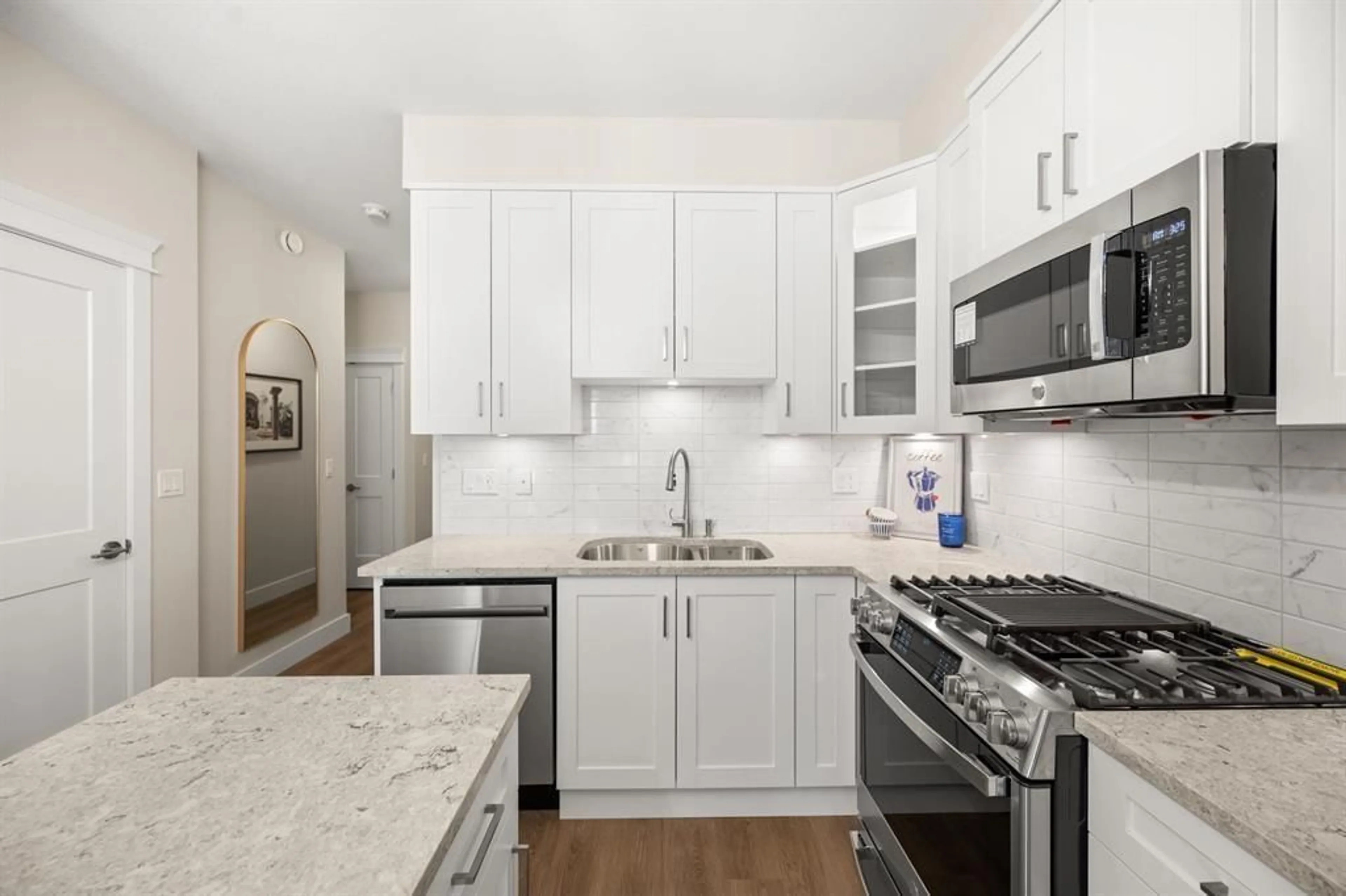 Unknown for 307 - 11063 RAVINE ROAD, Surrey British Columbia V3T3X5