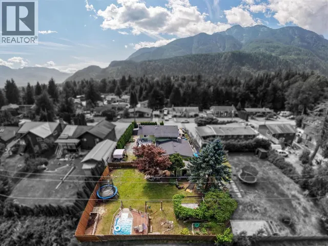 42056 BIRKEN ROAD, Squamish 2