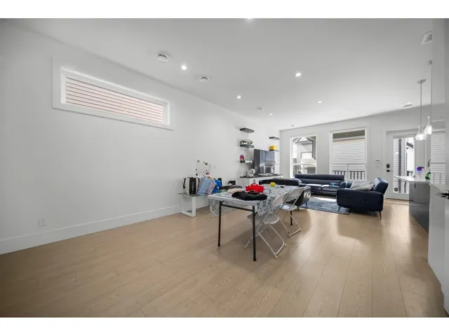 6253 148 STREET, Surrey 5