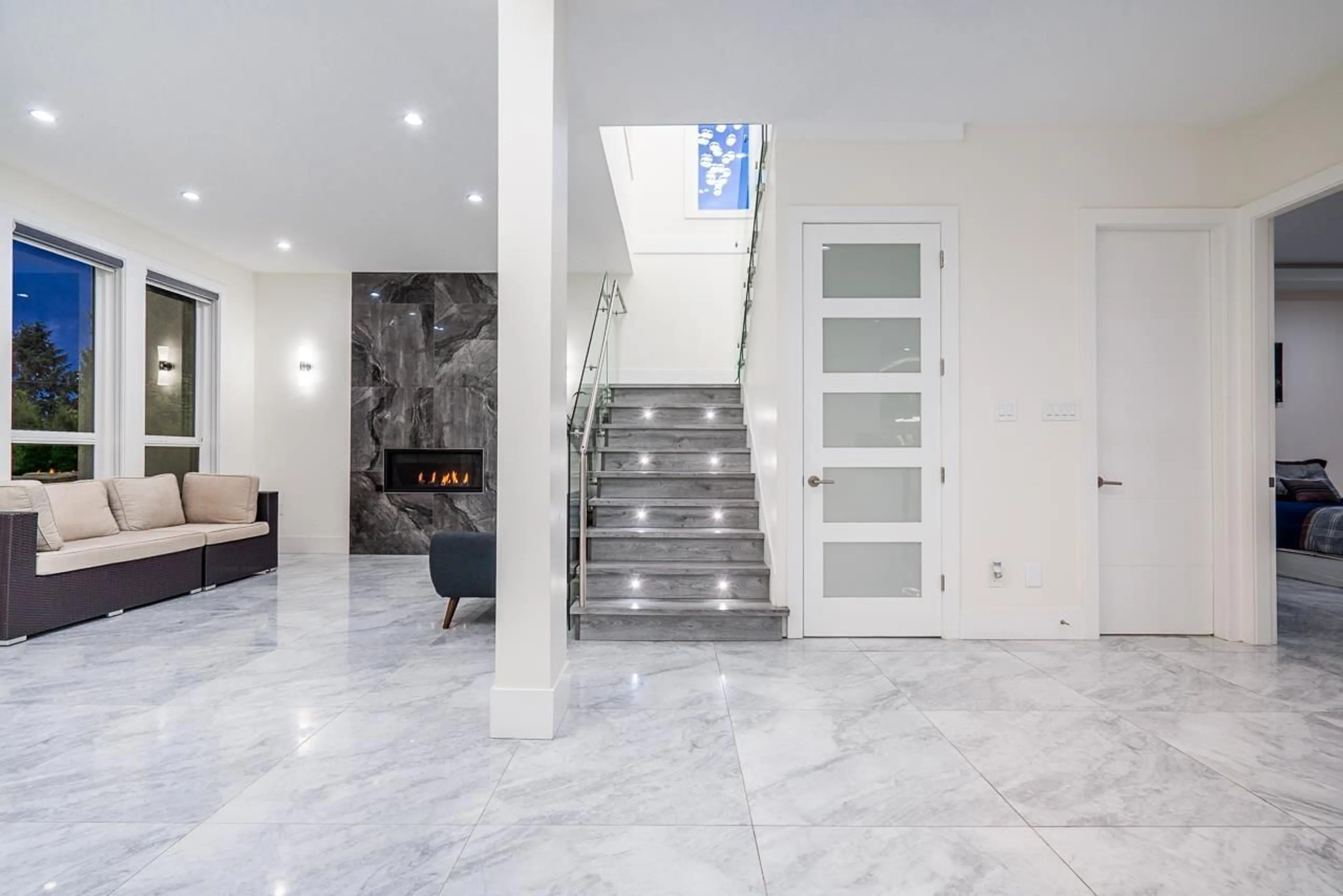Unknown for 10490 125A STREET, Surrey British Columbia V3V5A3