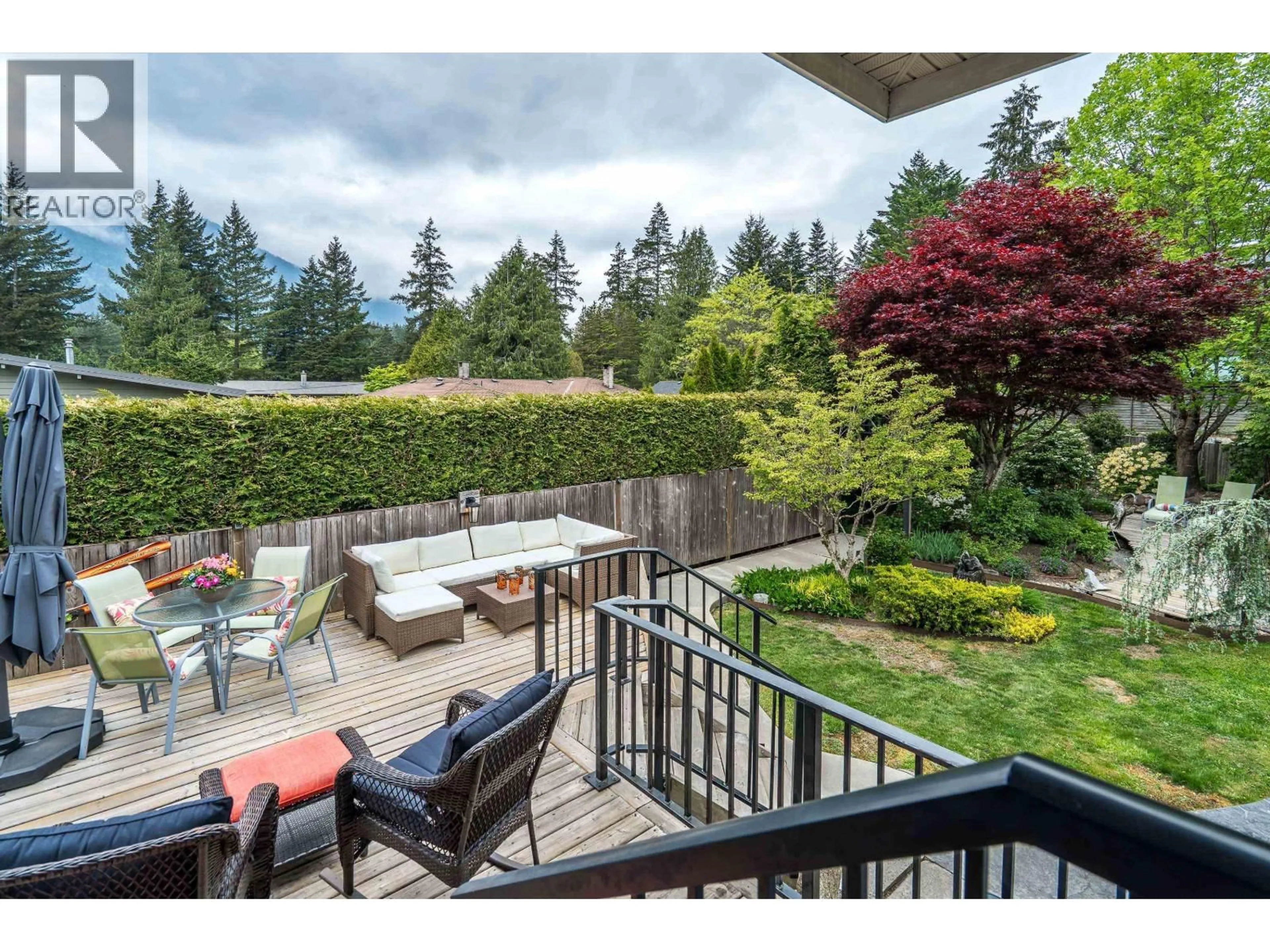 Patio, unknown for 41743 HONEY LANE, Squamish British Columbia V0N1H0
