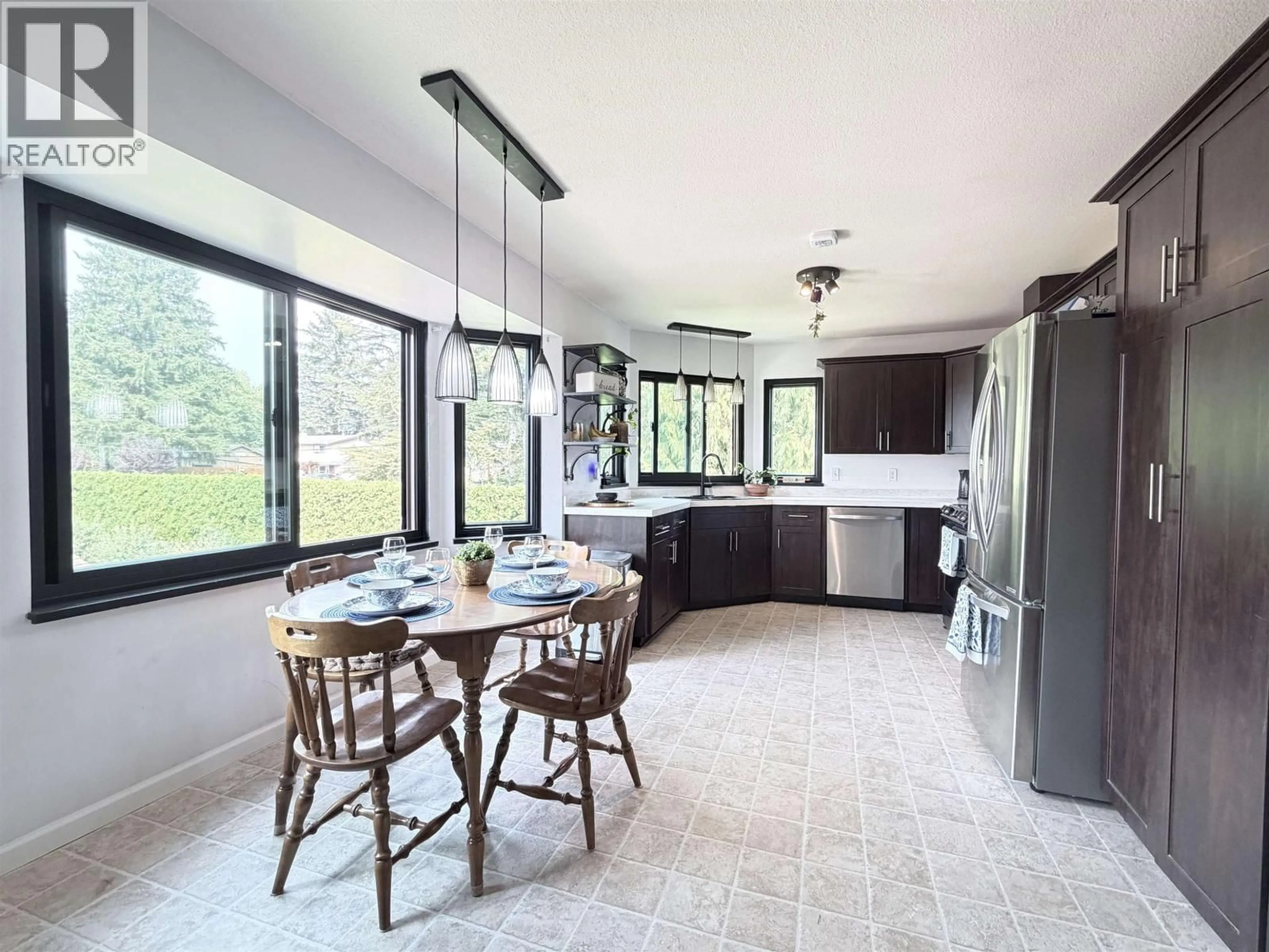 Contemporary kitchen, ceramic/tile floor for 12019 206 STREET, Maple Ridge British Columbia V2X1T8