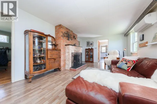 4412 RIVER ROAD, Delta 5