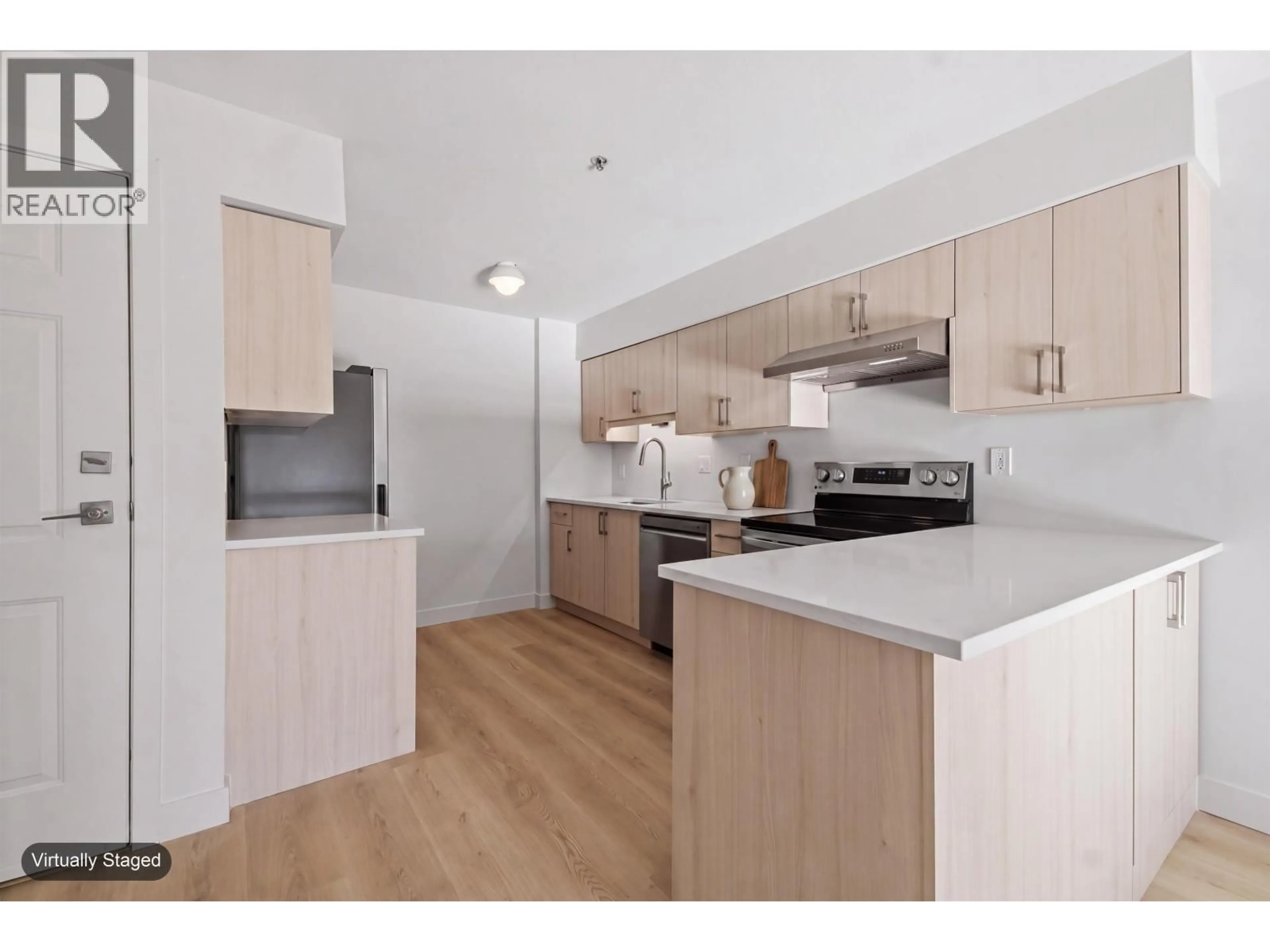 Standard kitchen, wood/laminate floor for 306 - 2928 COMMERCIAL DRIVE, Vancouver British Columbia V5N4C9