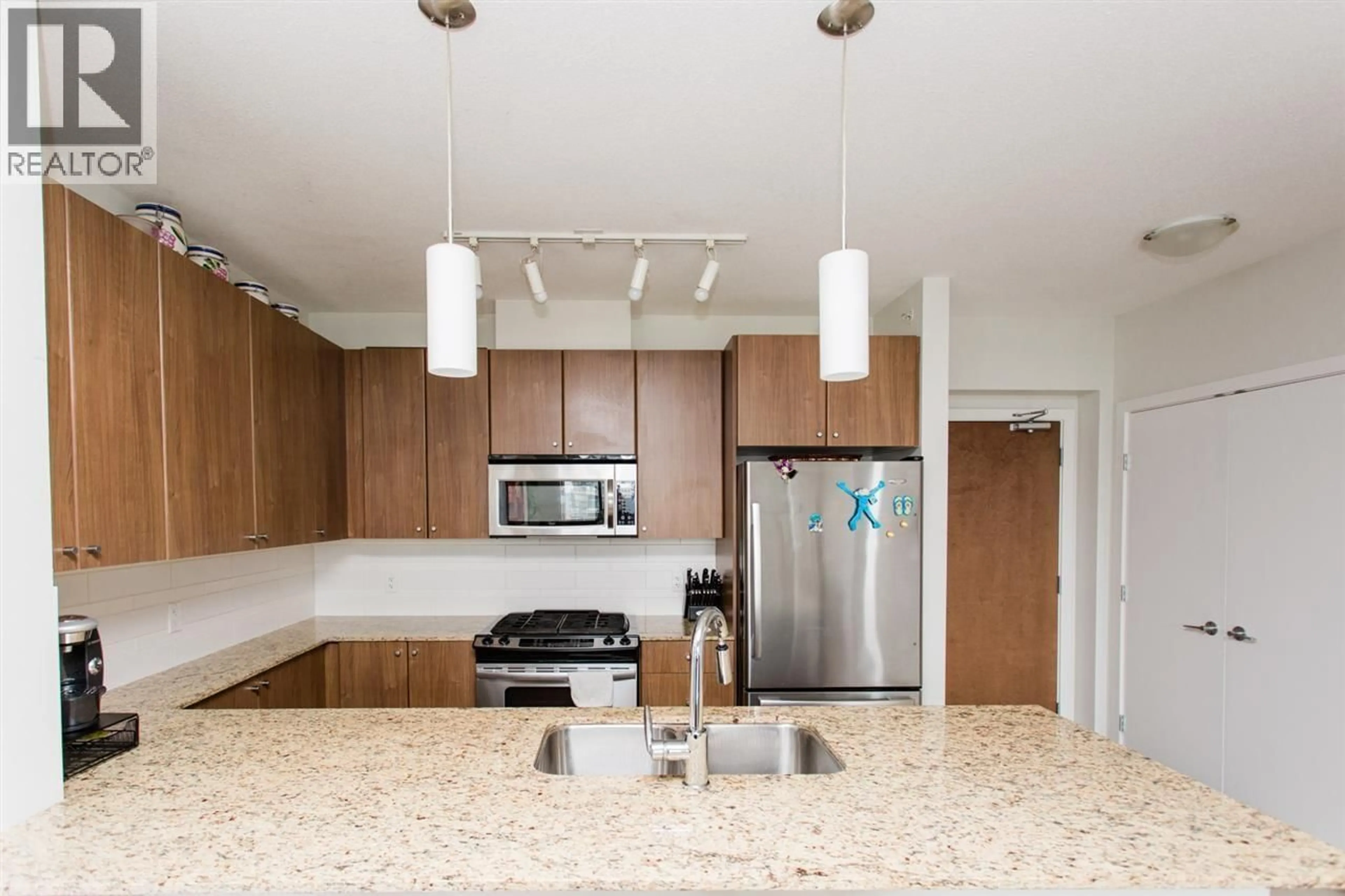 Unknown for 1005 - 280 ROSS DRIVE, New Westminster British Columbia V3L0C2