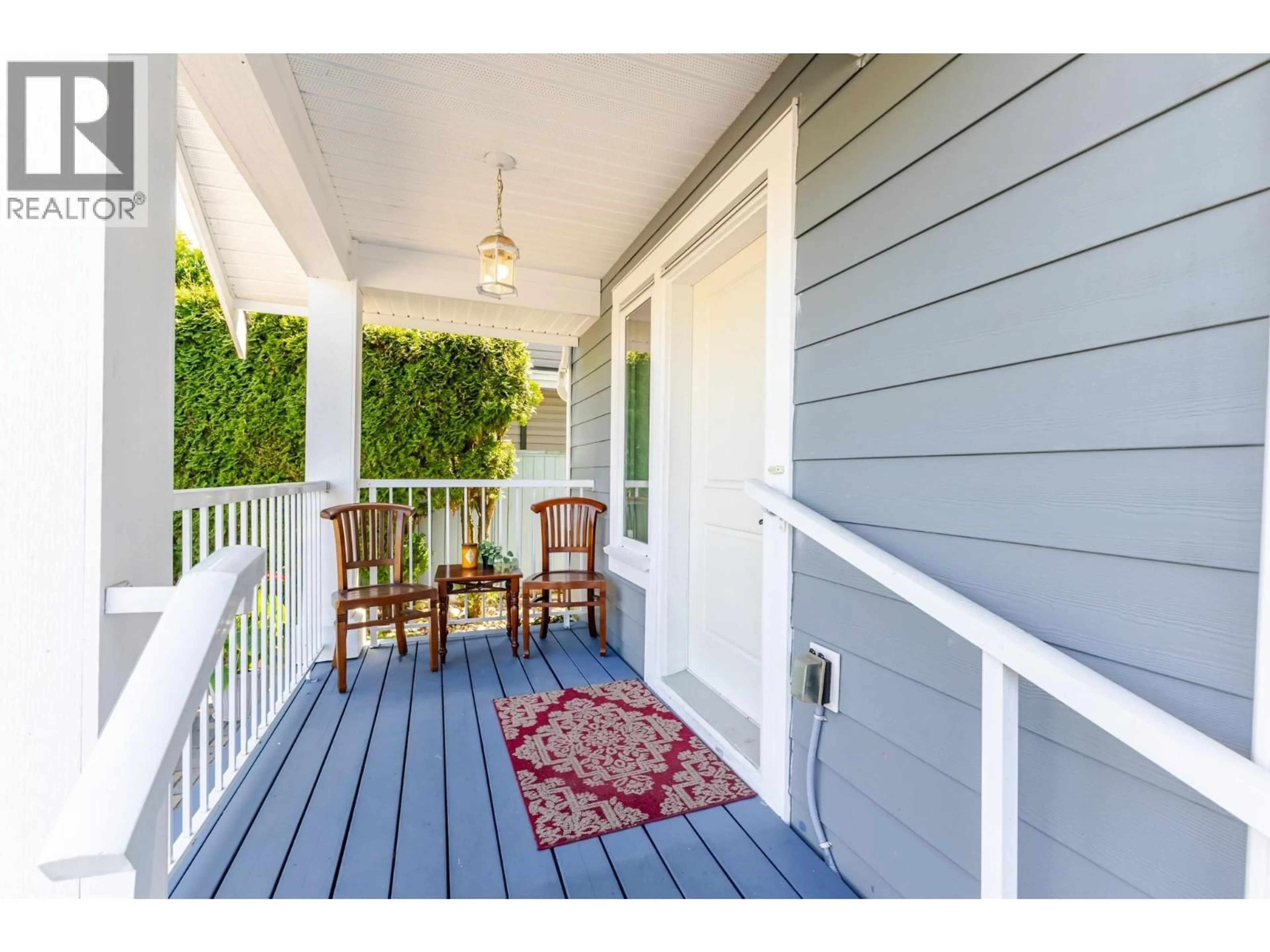 Patio, street for 7535 BURGESS STREET, Burnaby British Columbia V3N3H9