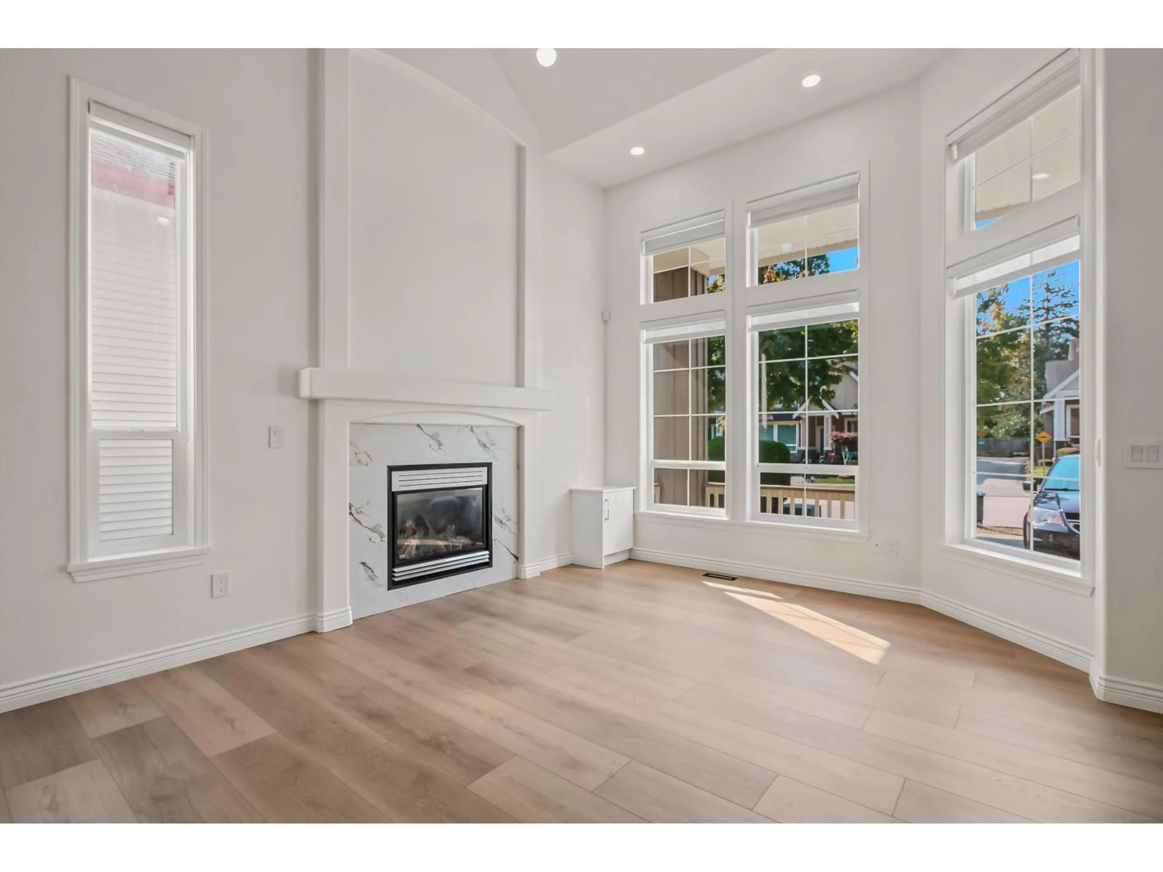 Unknown for 14425 58TH AVENUE, Surrey British Columbia V3S1Y3