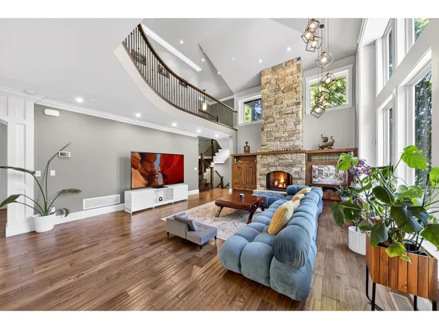 14057 28 AVENUE, Surrey 5