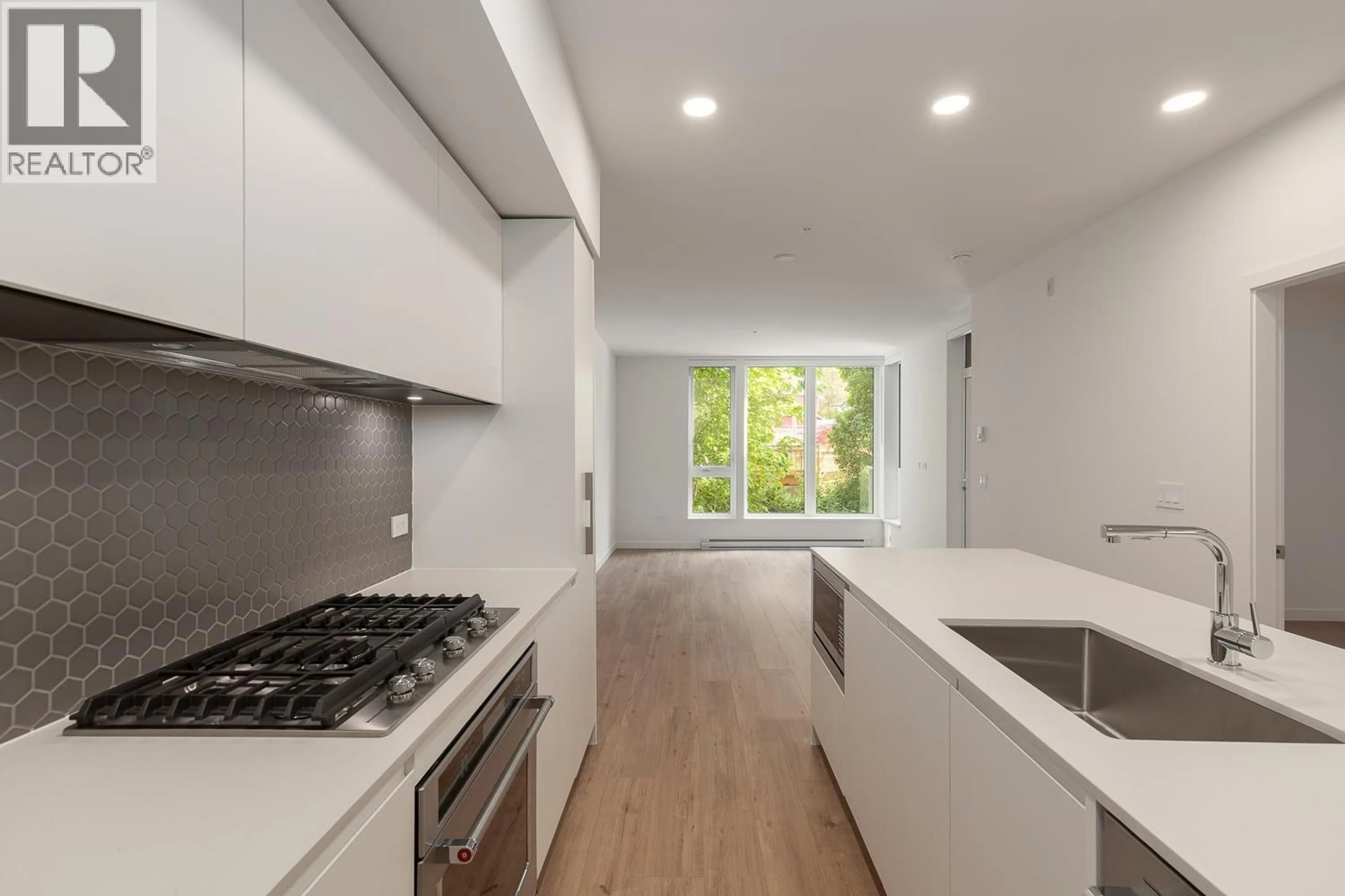 Unknown for 208 - 1500 SCOTT CRESCENT, Squamish British Columbia V8B1G5