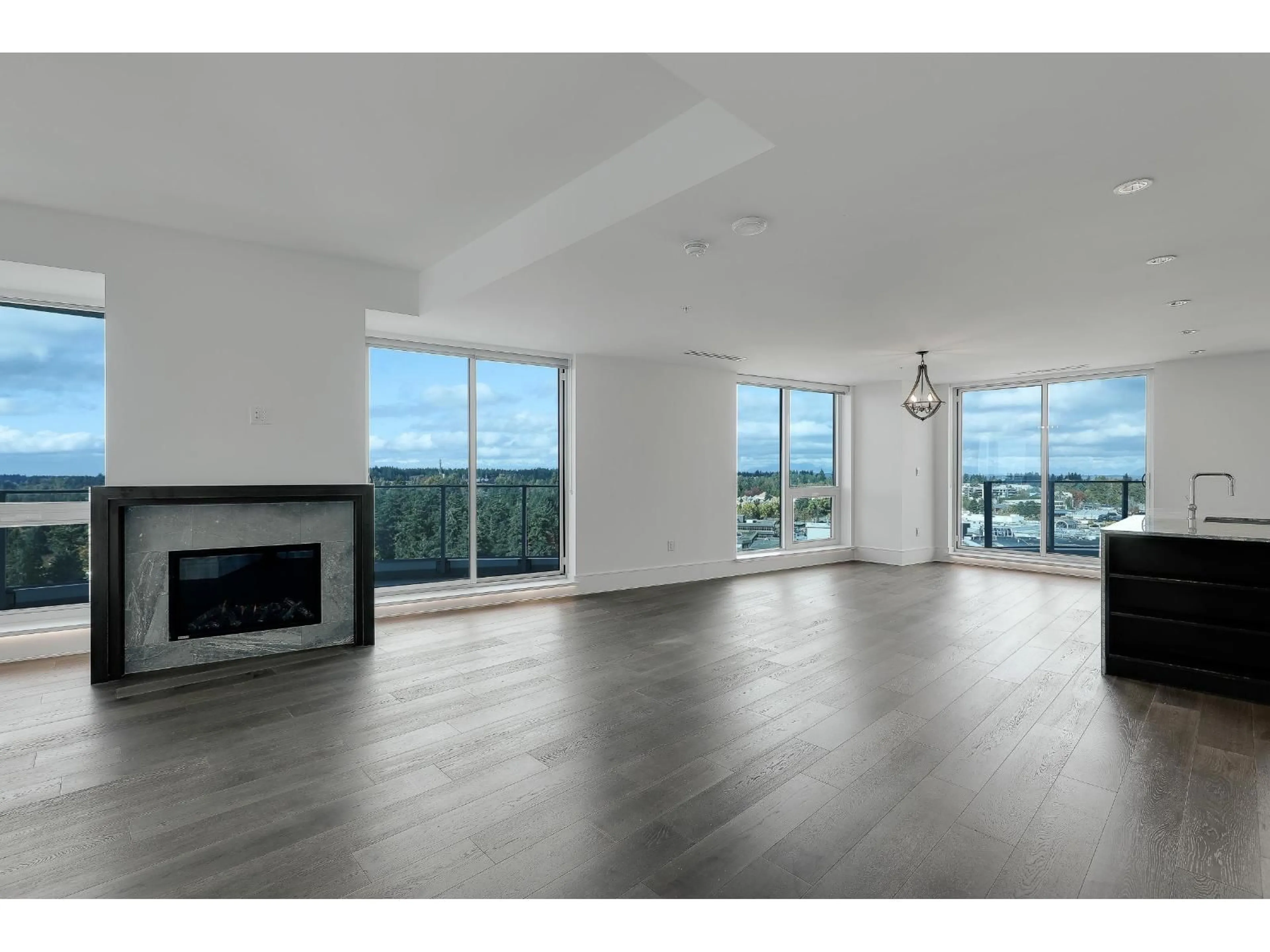 A pic of a room for 1401 - 1501 FOSTER STREET, White Rock British Columbia V4B0C3