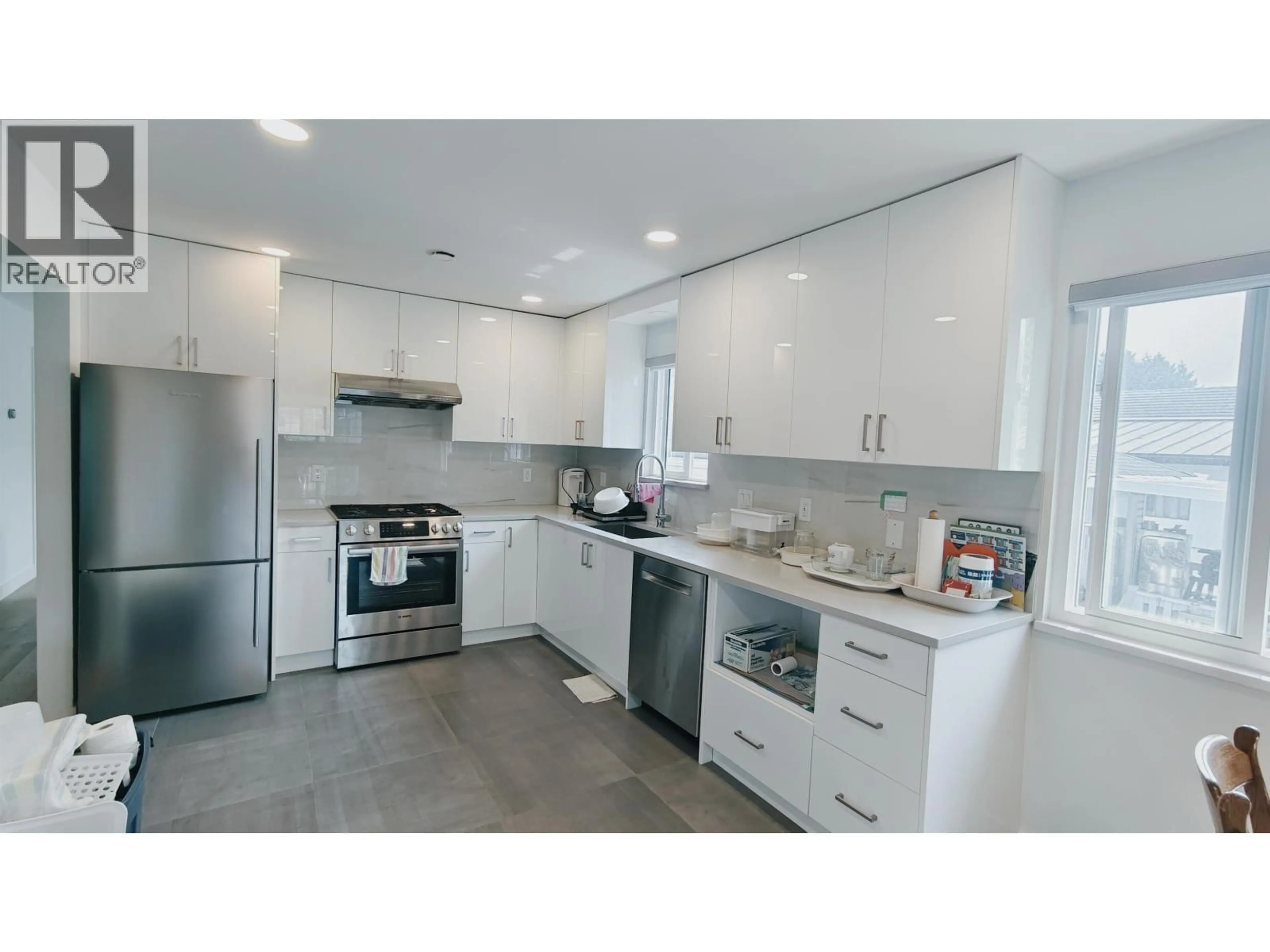 Unknown for 5863 JOYCE STREET, Vancouver British Columbia V5R4H9