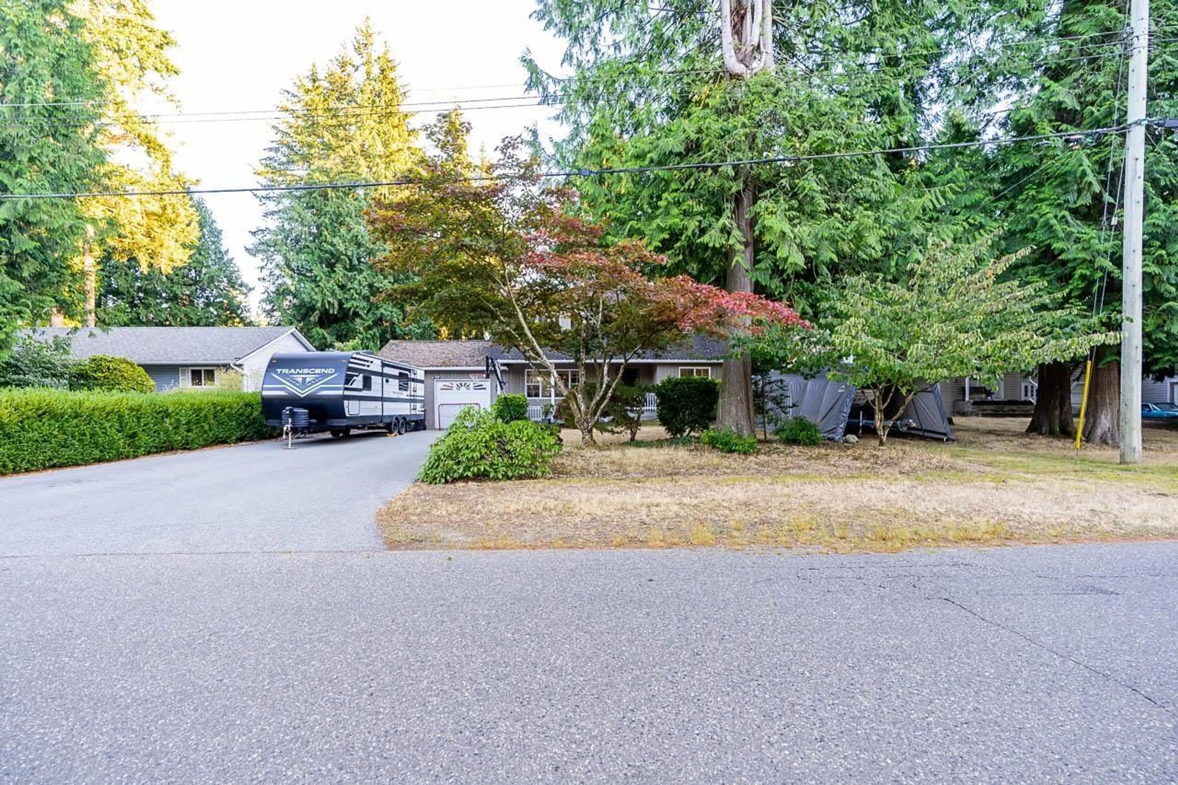 Unknown for 19860 35 AVENUE, Langley British Columbia V3A2P6