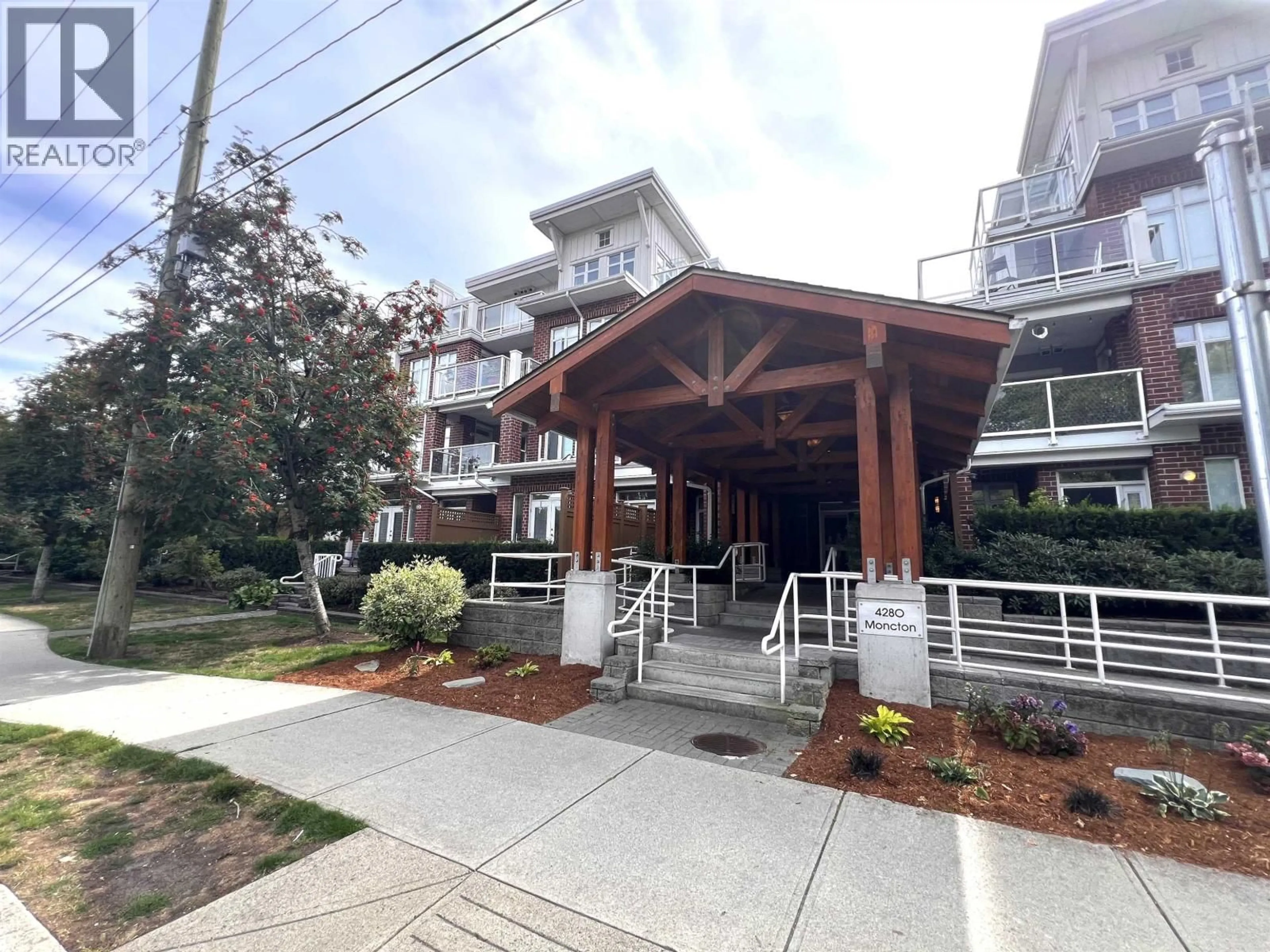 Patio, unknown for 122 - 4280 MONCTON STREET, Richmond British Columbia V7E6T4