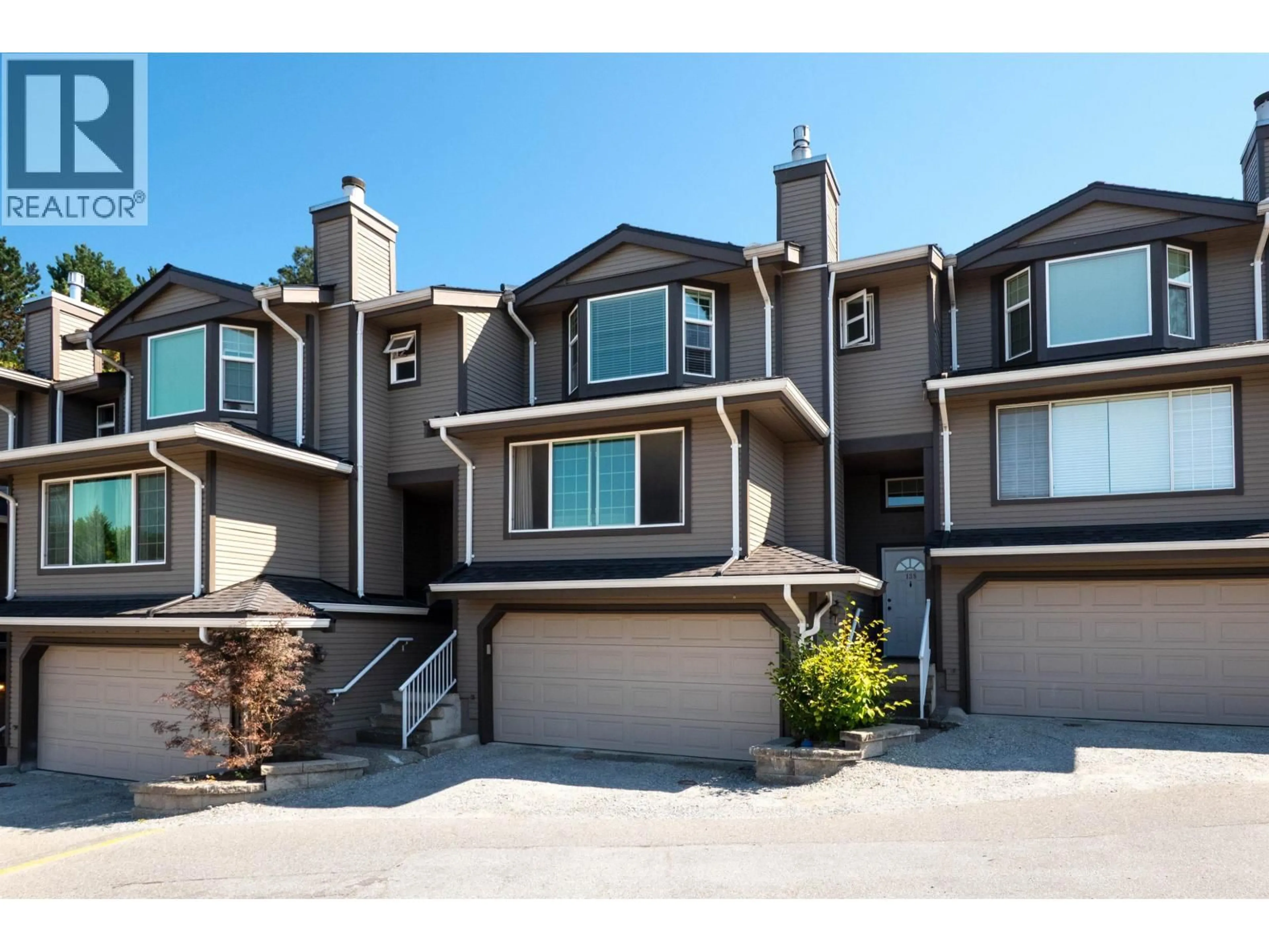 A pic from outside/outdoor area/front of a property/back of a property/a pic from drone, street for 138 - 1140 CASTLE CRESCENT, Port Coquitlam British Columbia V3C5R1