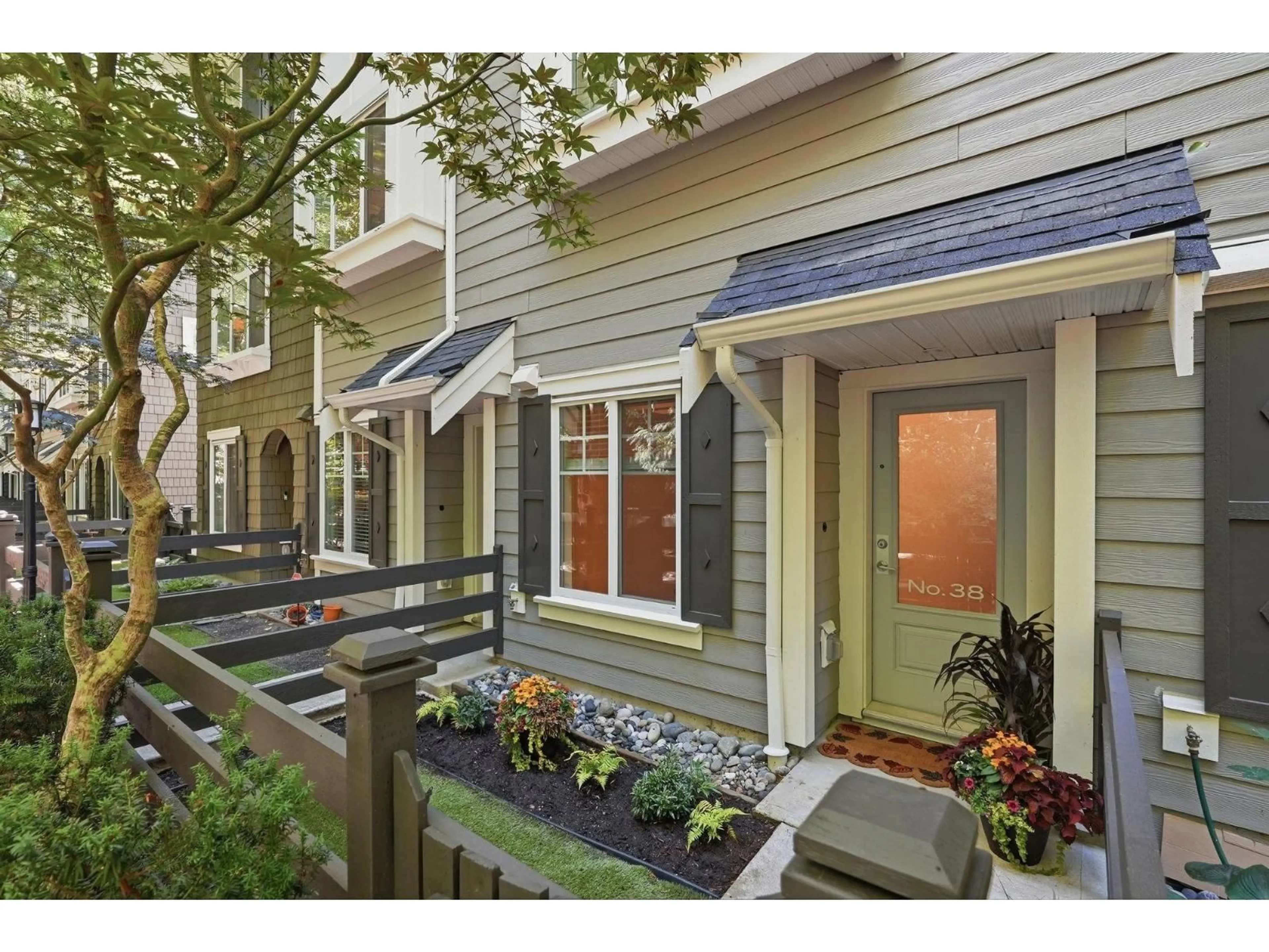 Unknown for 38 - 288 171 STREET, Surrey British Columbia V3Z9P5