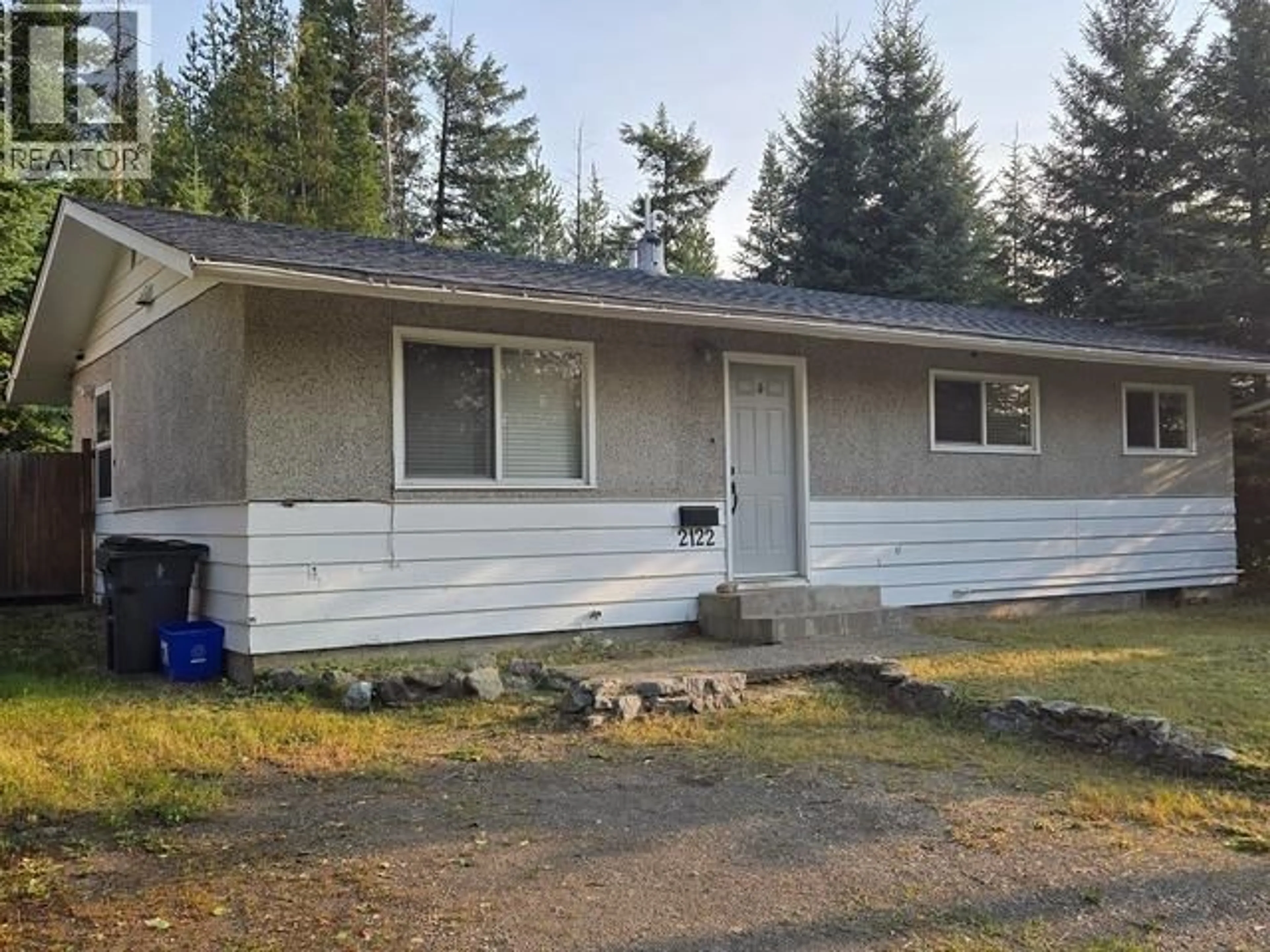 Home with vinyl exterior material, street for 2122 O' KEEFE AVENUE, Prince George British Columbia V2K1K9