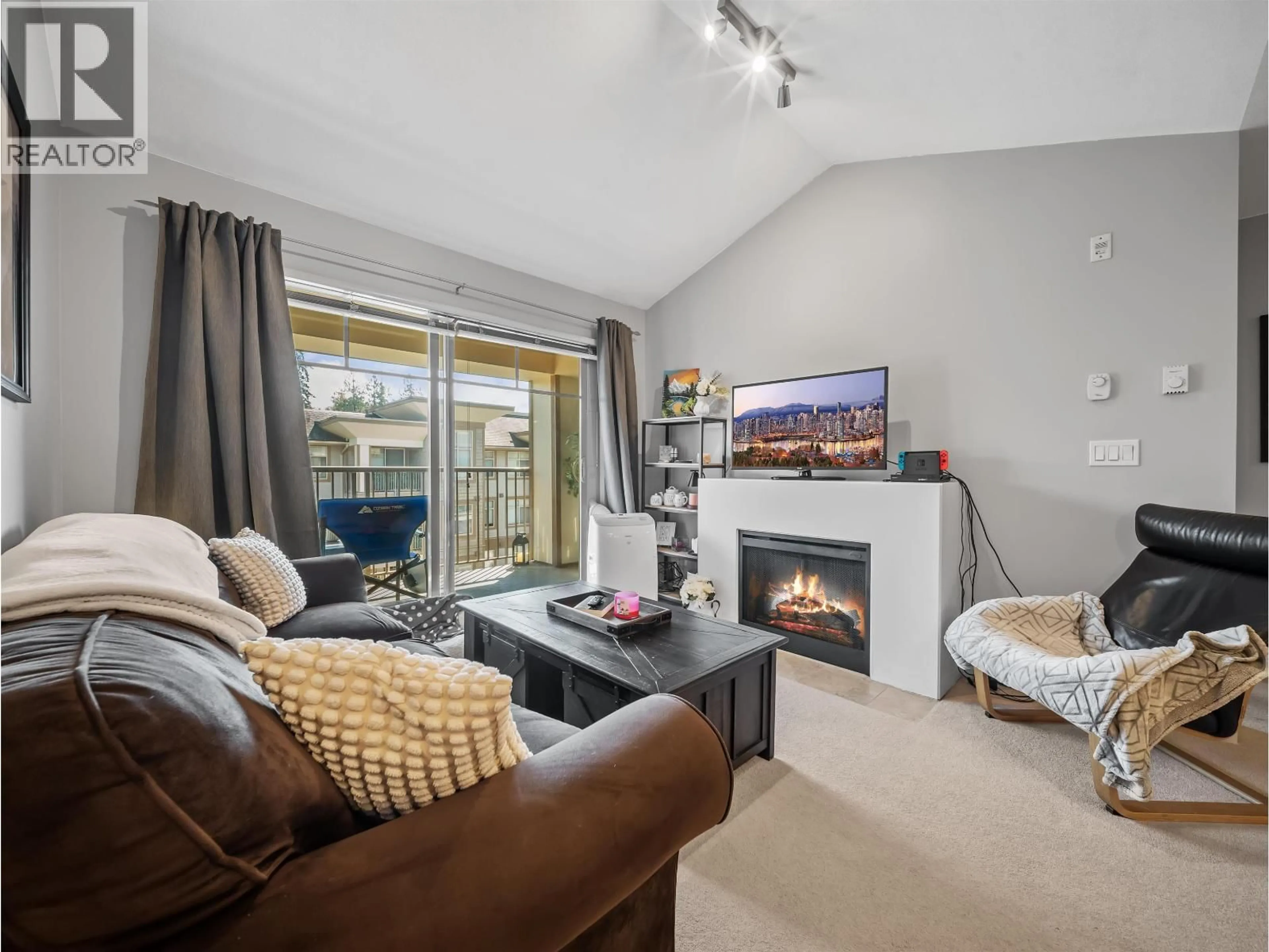 Living room with furniture, unknown for 420 - 12238 224 STREET, Maple Ridge British Columbia V2X8W5