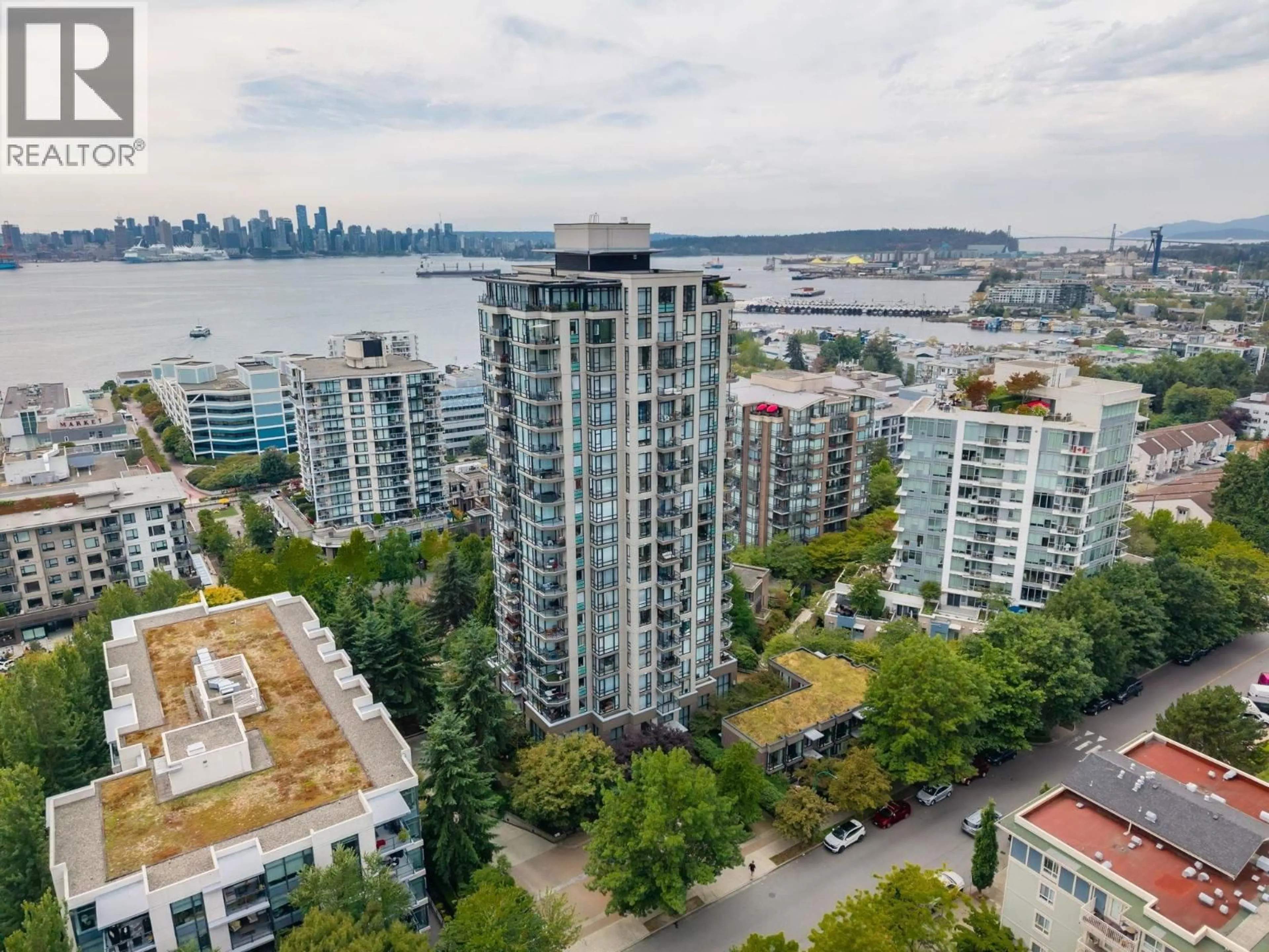 A pic from outside/outdoor area/front of a property/back of a property/a pic from drone, city buildings view from balcony for 903 - 151 2ND STREET, North Vancouver British Columbia V7M3P1