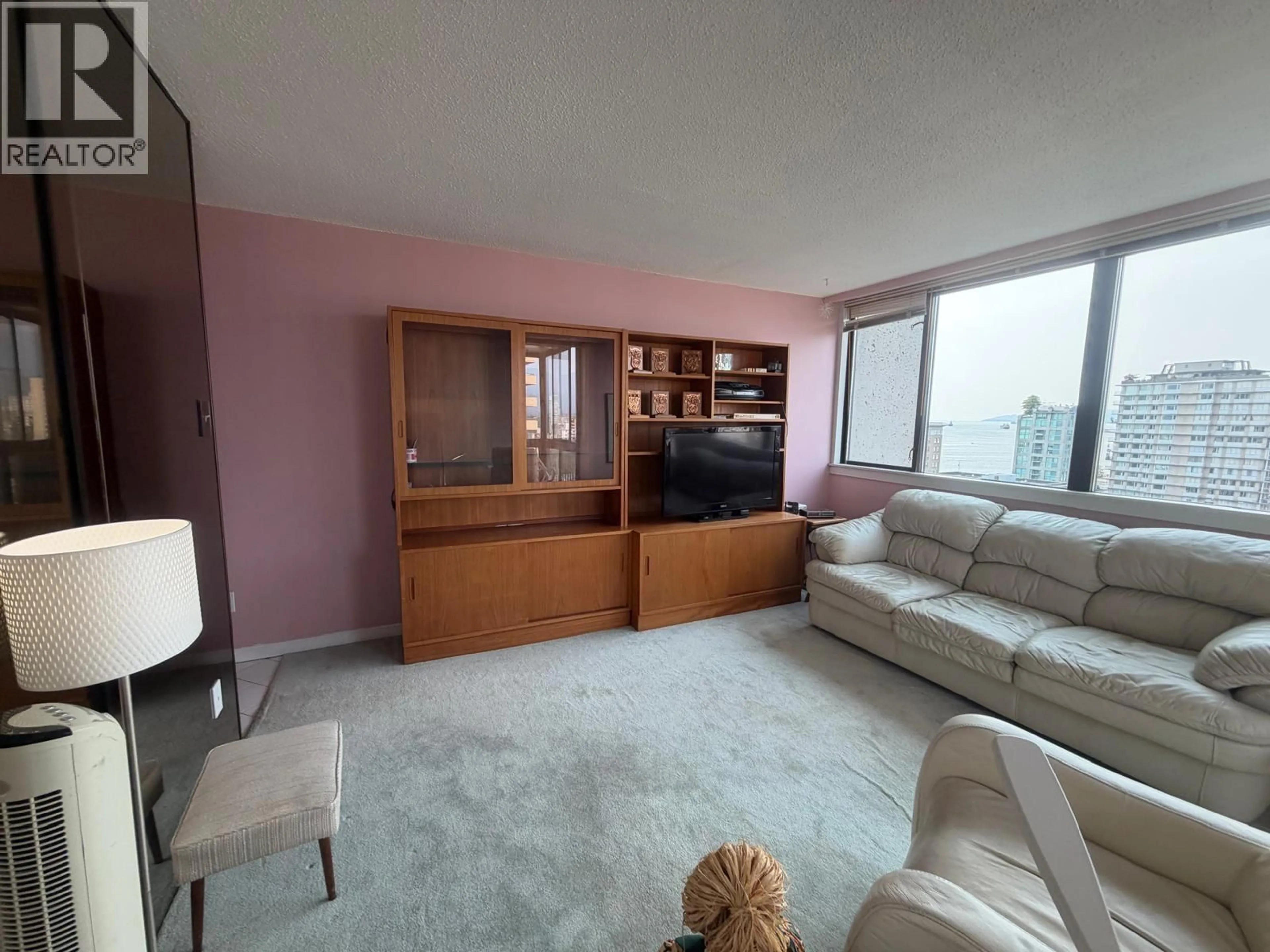 Living room with furniture, unknown for 1803 - 1740 COMOX STREET, Vancouver British Columbia V6G2Z1