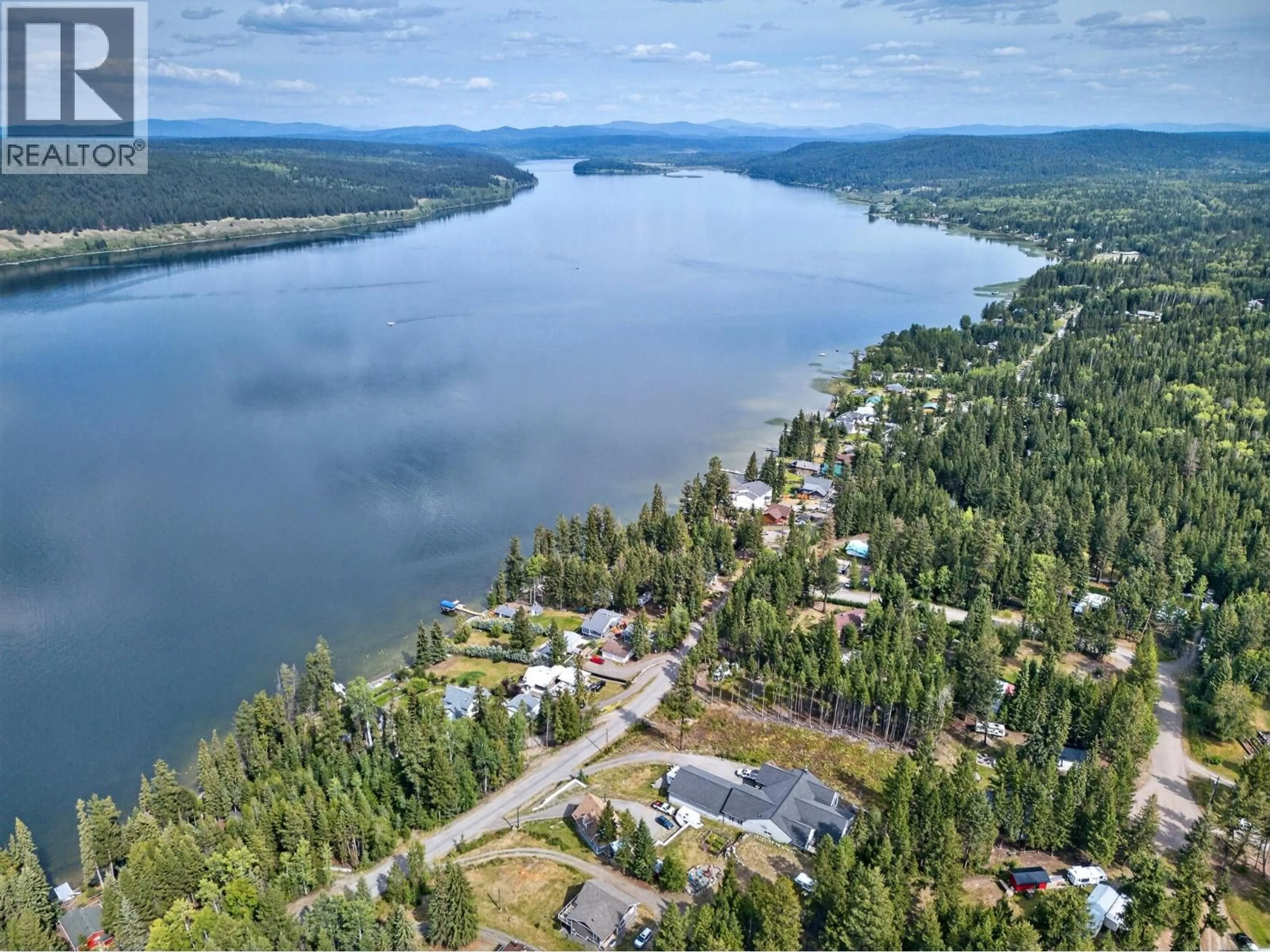 A pic from outside/outdoor area/front of a property/back of a property/a pic from drone, water/lake/river/ocean view for 6294 MULLIGAN DRIVE, Horse Lake British Columbia V0K2E3
