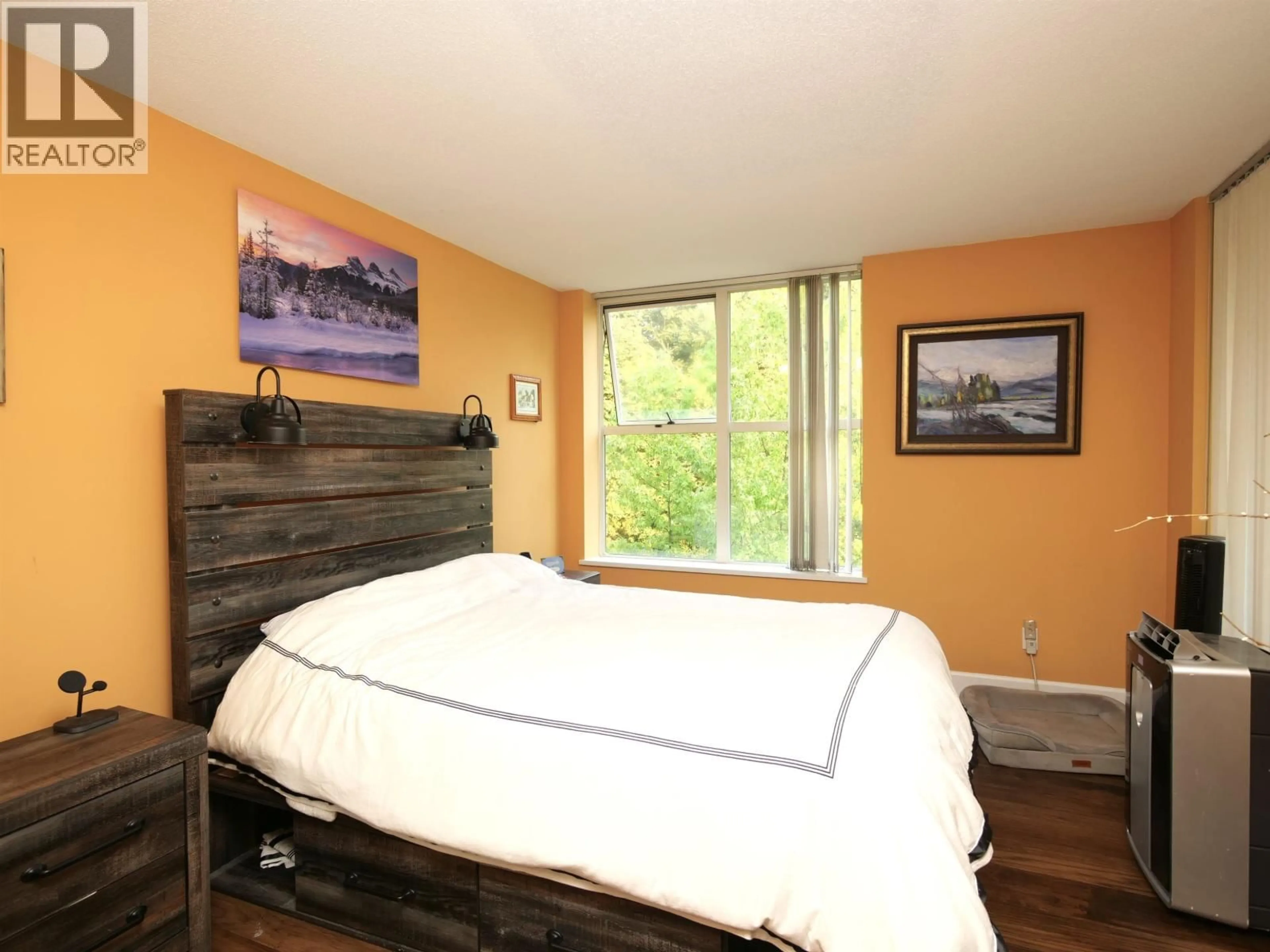 Bedroom with bed, wood/laminate floor for 505 - 200 NEWPORT DRIVE, Port Moody British Columbia V3H5B7