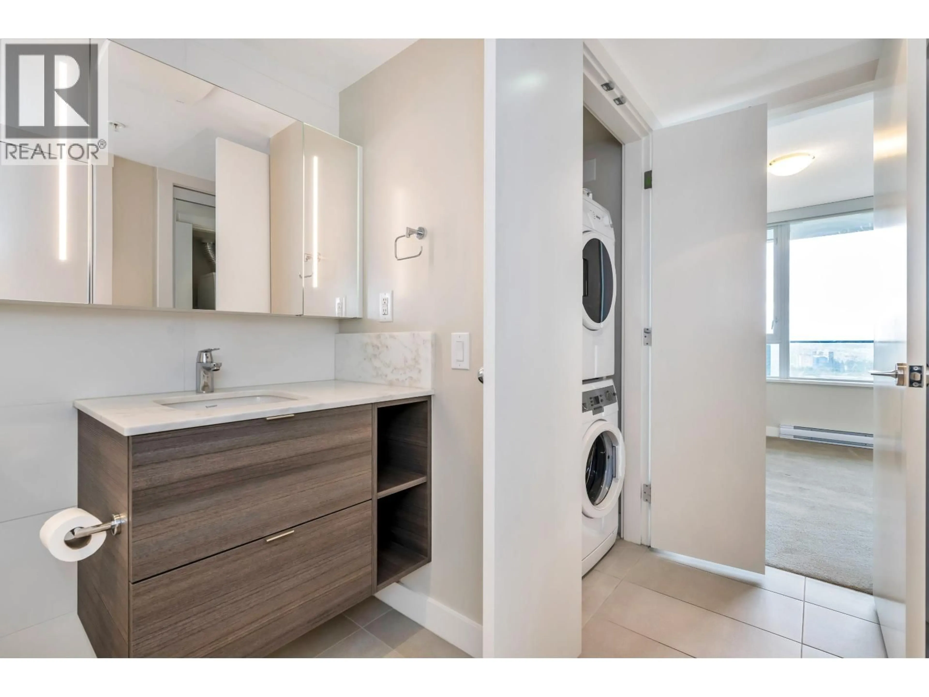 Standard bathroom, unknown for 1407 - 602 COMO LAKE AVENUE, Coquitlam British Columbia V3J0G2