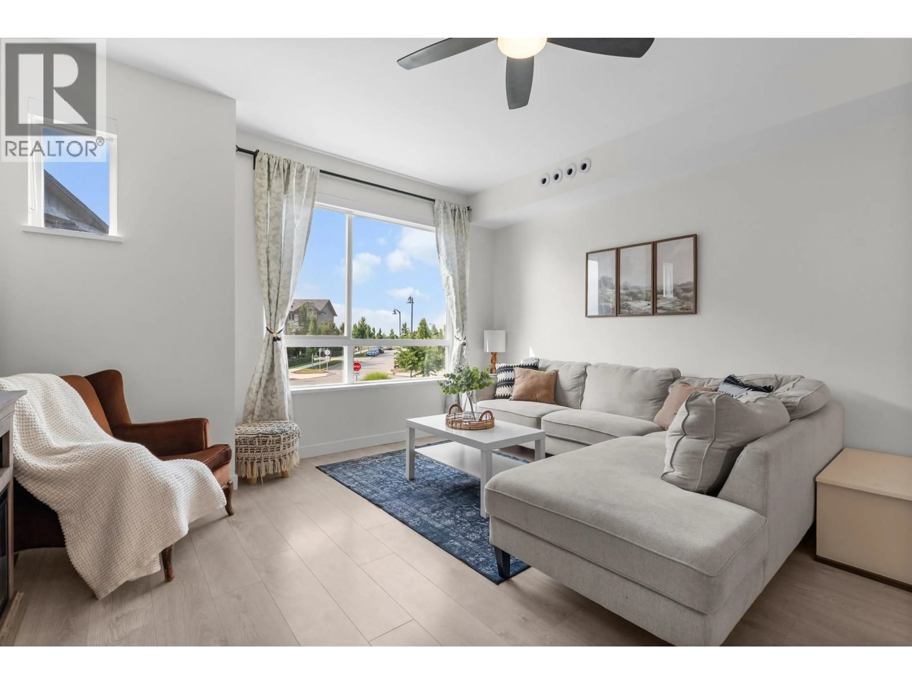 Living room with furniture, unknown for 32 - 4375 CORMORANT WAY, Delta British Columbia V4M0G3