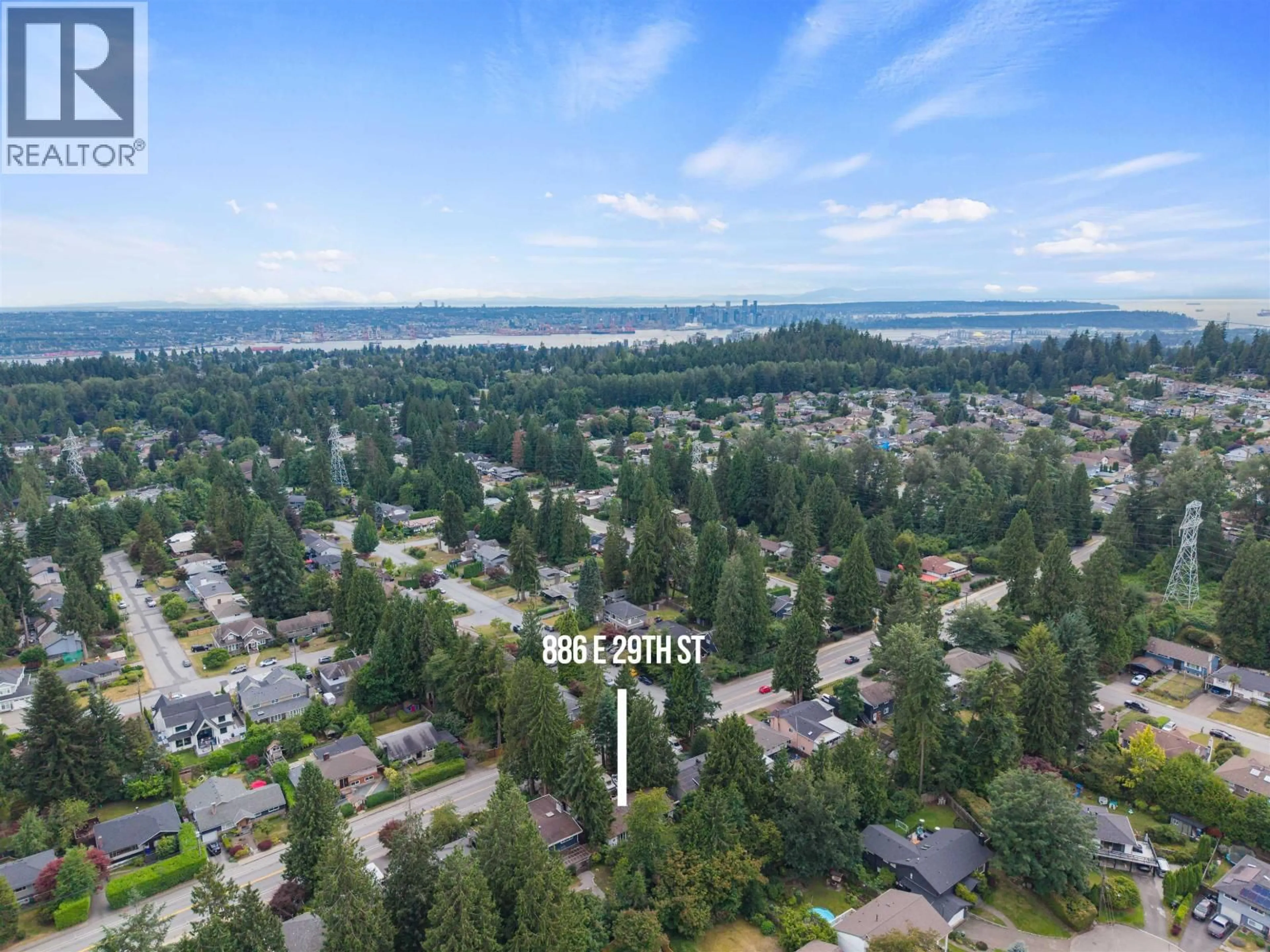 A pic from outside/outdoor area/front of a property/back of a property/a pic from drone, water/lake/river/ocean view for 886 29TH STREET, North Vancouver British Columbia V7K1B8