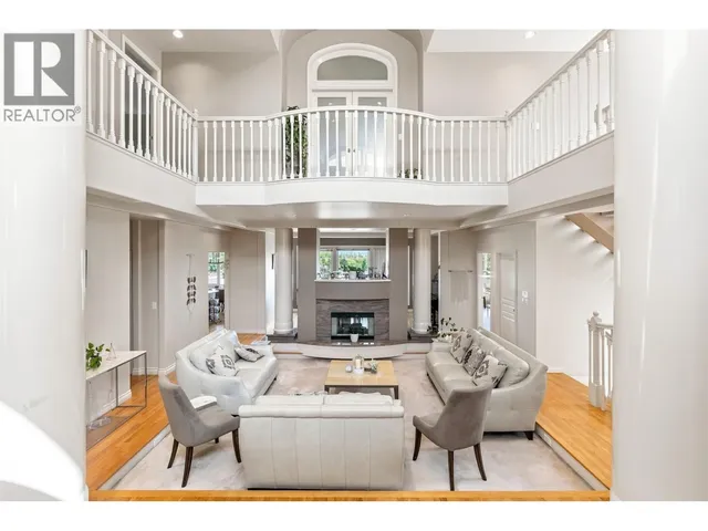 4229 HAZELWOOD CRESCENT, Burnaby 4