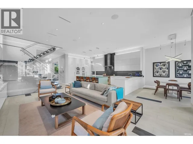 4055 39TH AVENUE, Vancouver 5