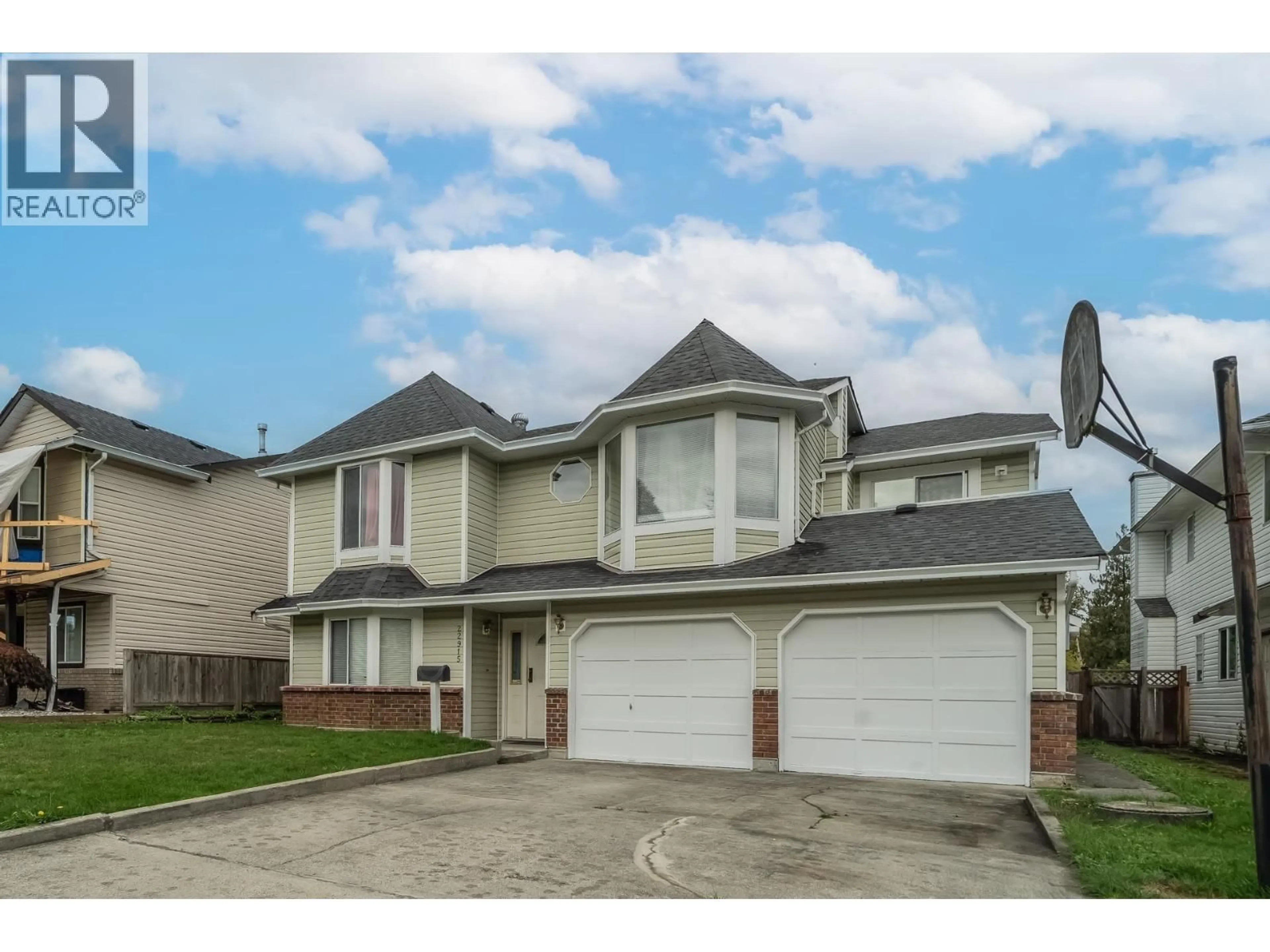 Home with vinyl exterior material, street for 22915 125A AVENUE, Maple Ridge British Columbia V2X0N3