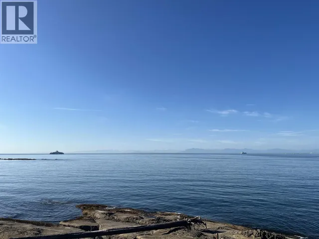 581 BAYVIEW DRIVE, Mayne Island 3