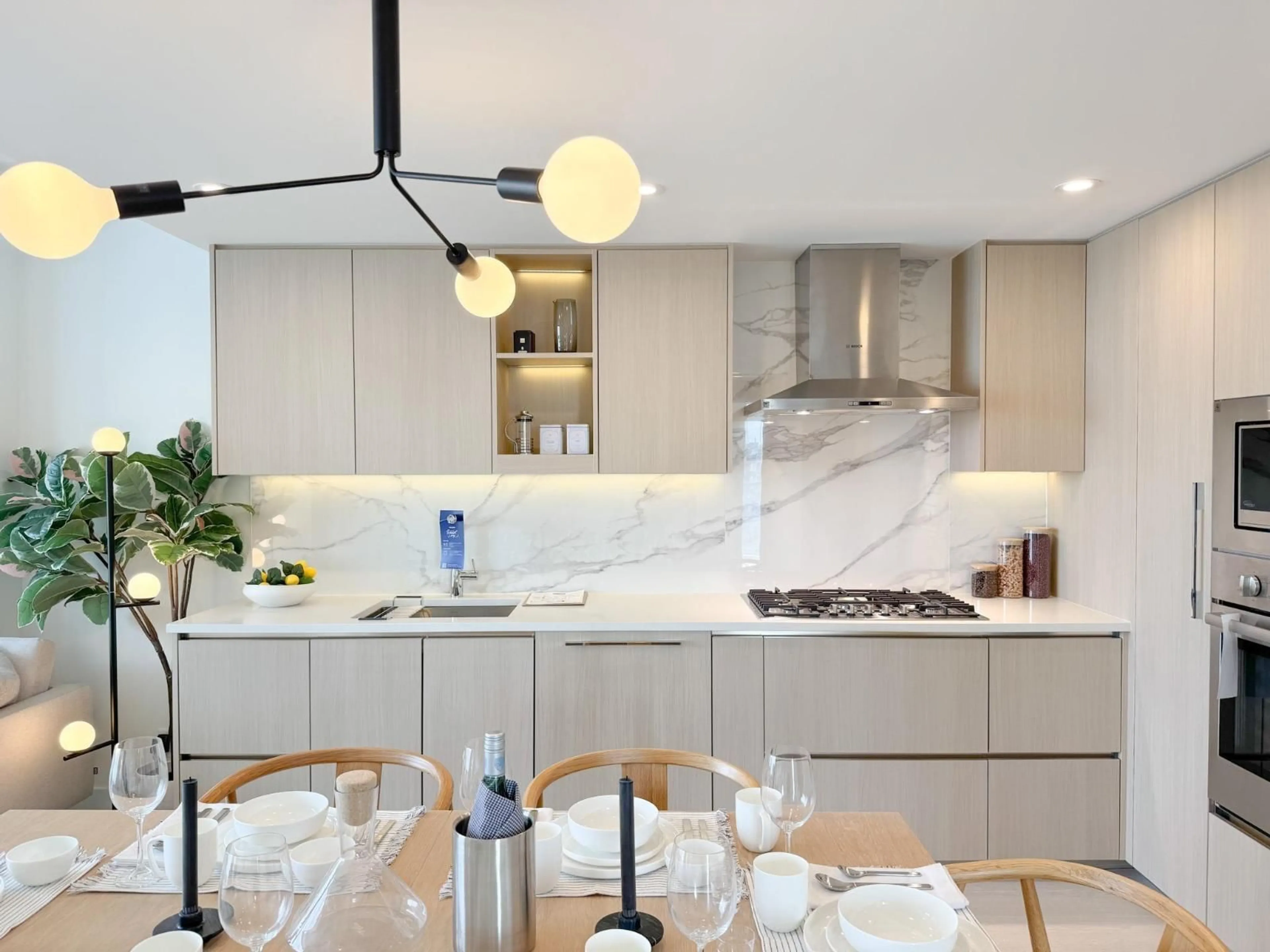 Contemporary kitchen, ceramic/tile floor for 3406 - 13768 100 AVENUE, Surrey British Columbia V3T0V2