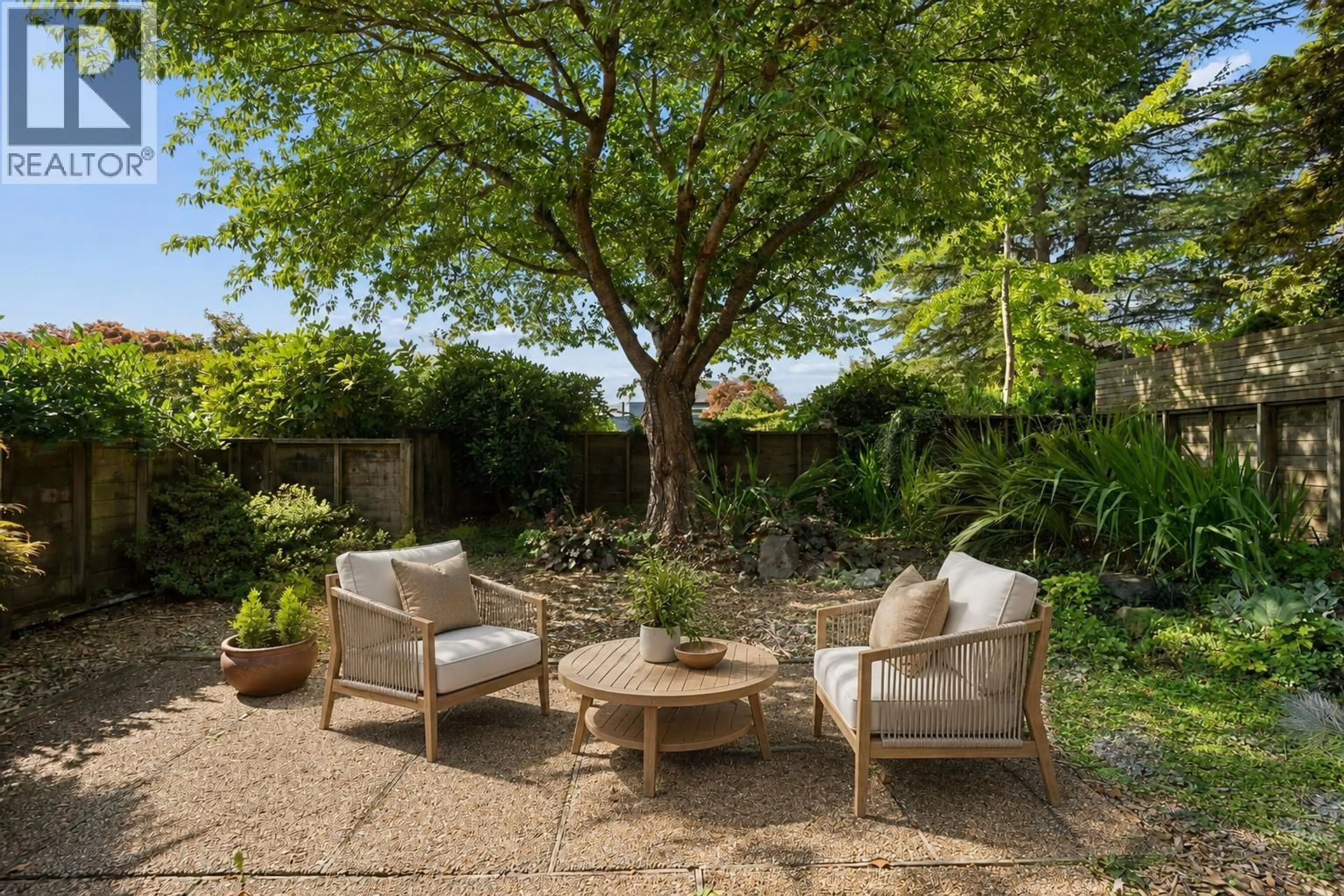 Patio, street for 4271 STAULO CRESCENT, Vancouver British Columbia V6N3S1