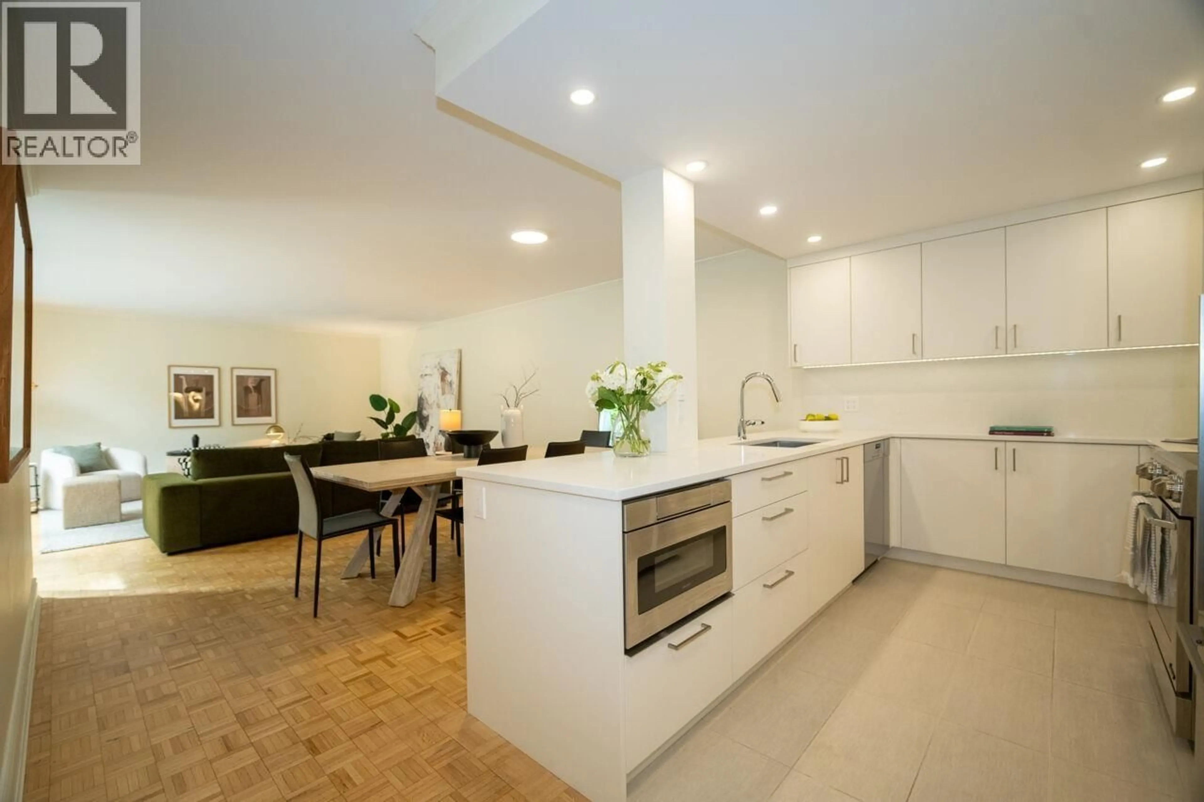 Contemporary kitchen, unknown for 311 - 4900 CARTIER STREET, Vancouver British Columbia V6M4H2