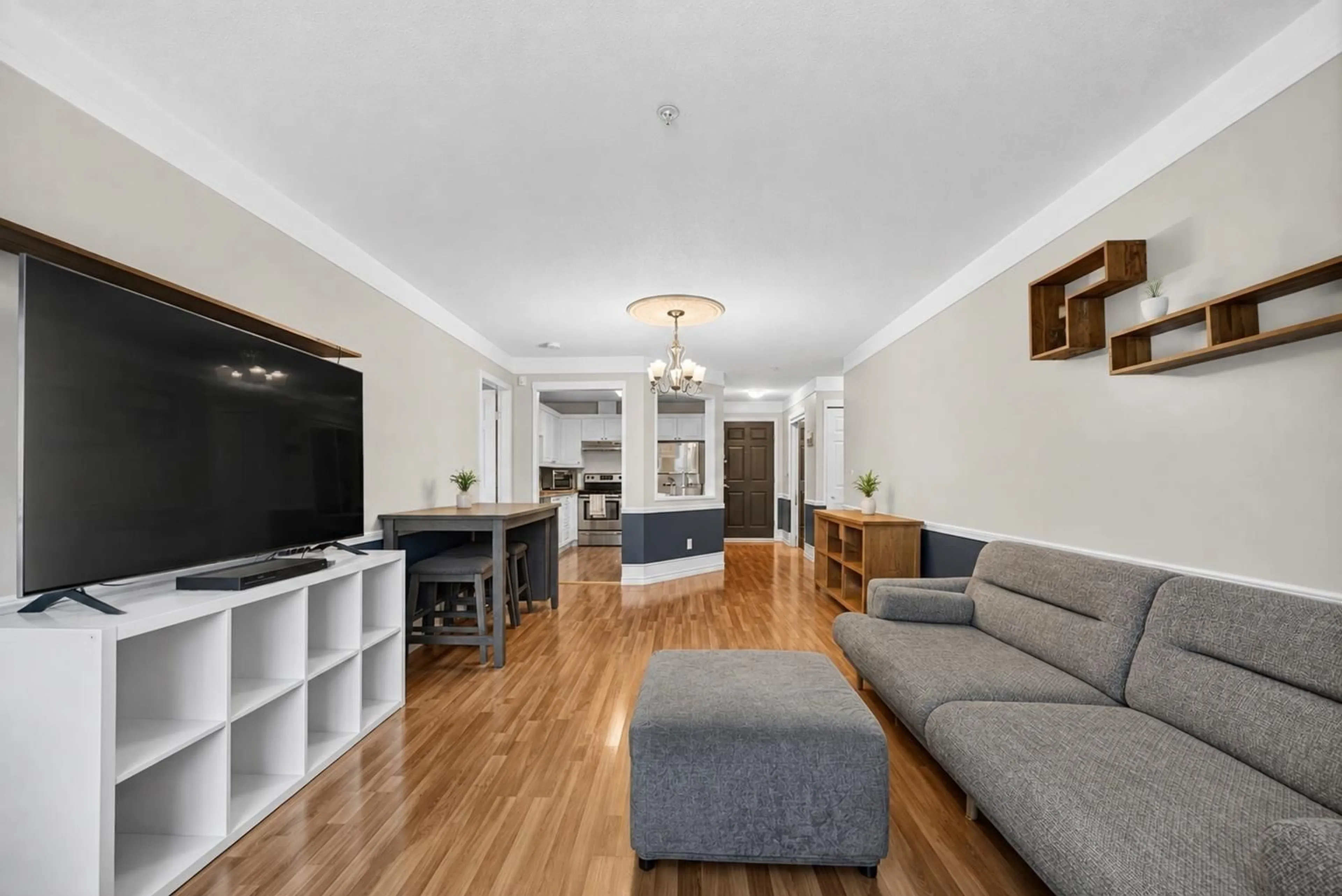 Living room with furniture, unknown for 232 - 8068 120A STREET, Surrey British Columbia V3W3P3