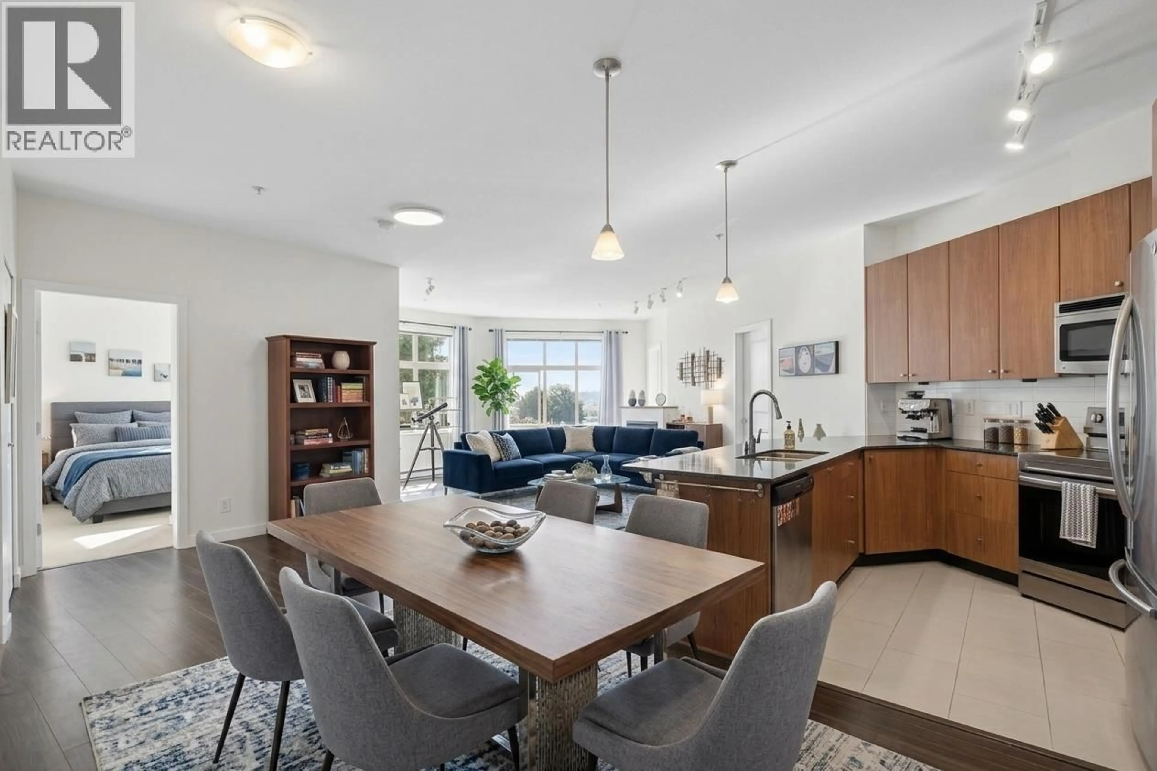 Open concept kitchen, unknown for 307 - 245 ROSS DRIVE, New Westminster British Columbia V3L0C6