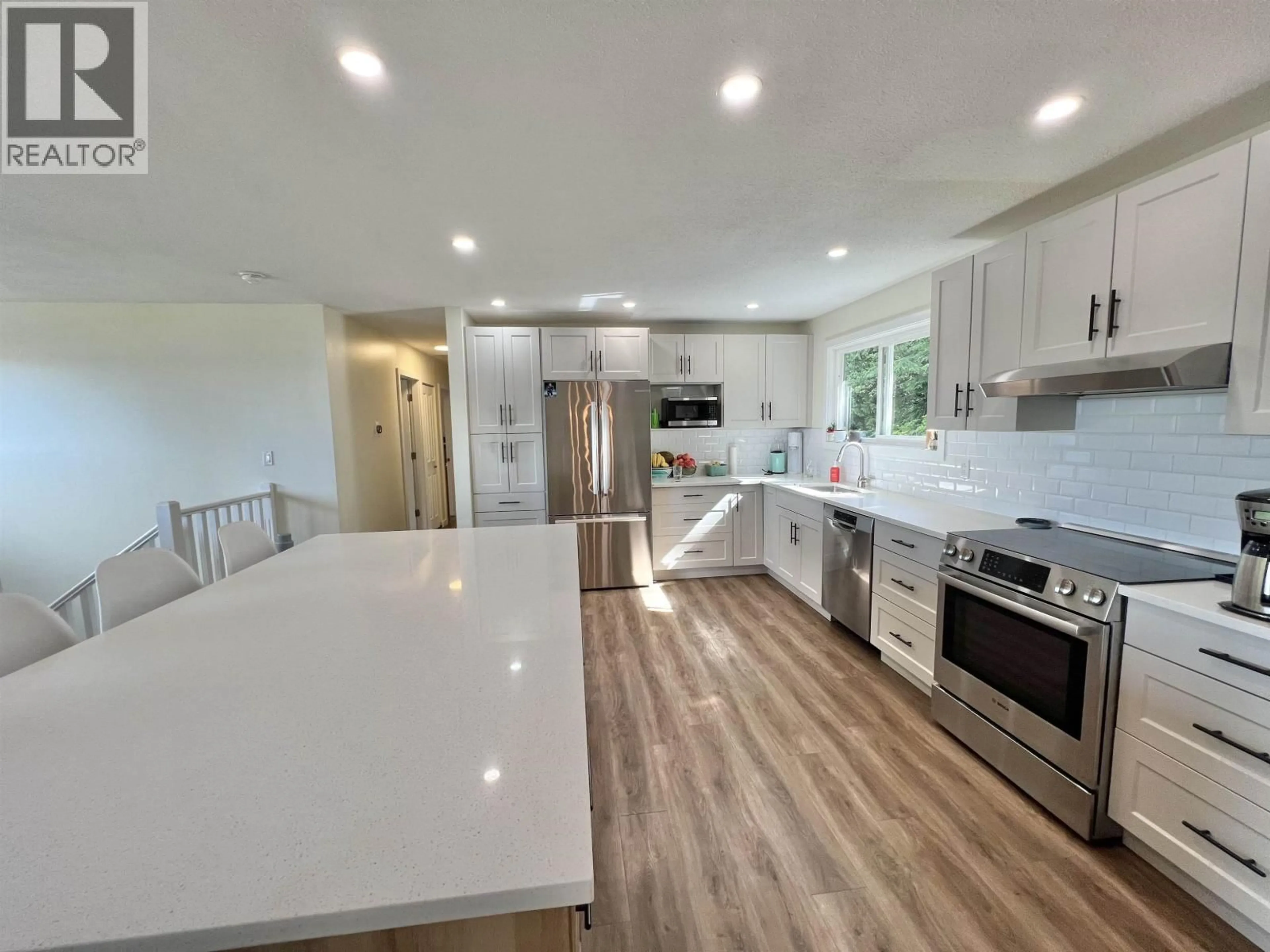 Open concept kitchen, unknown for 1634 OVERLOOK STREET, Prince Rupert British Columbia V8J2C8